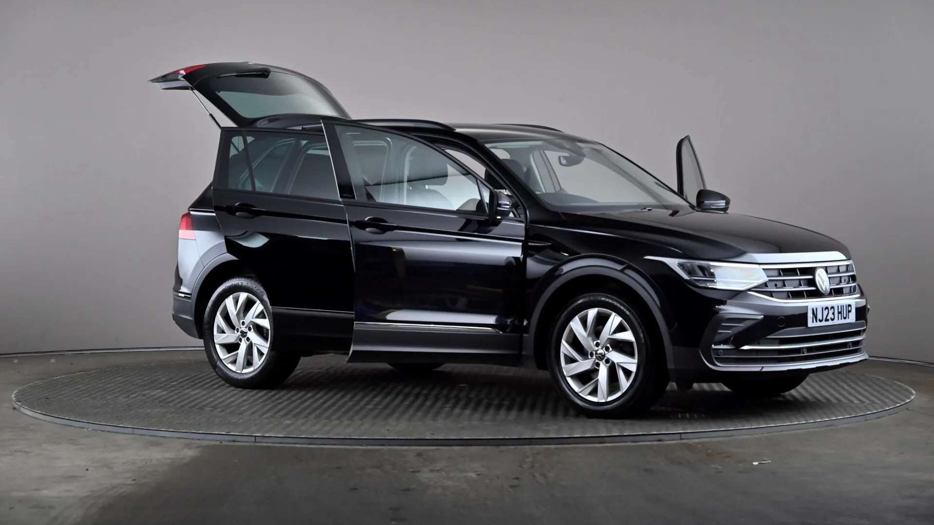2023 VOLKSWAGEN TIGUAN 2023 VOLKSWAGEN TIGUAN