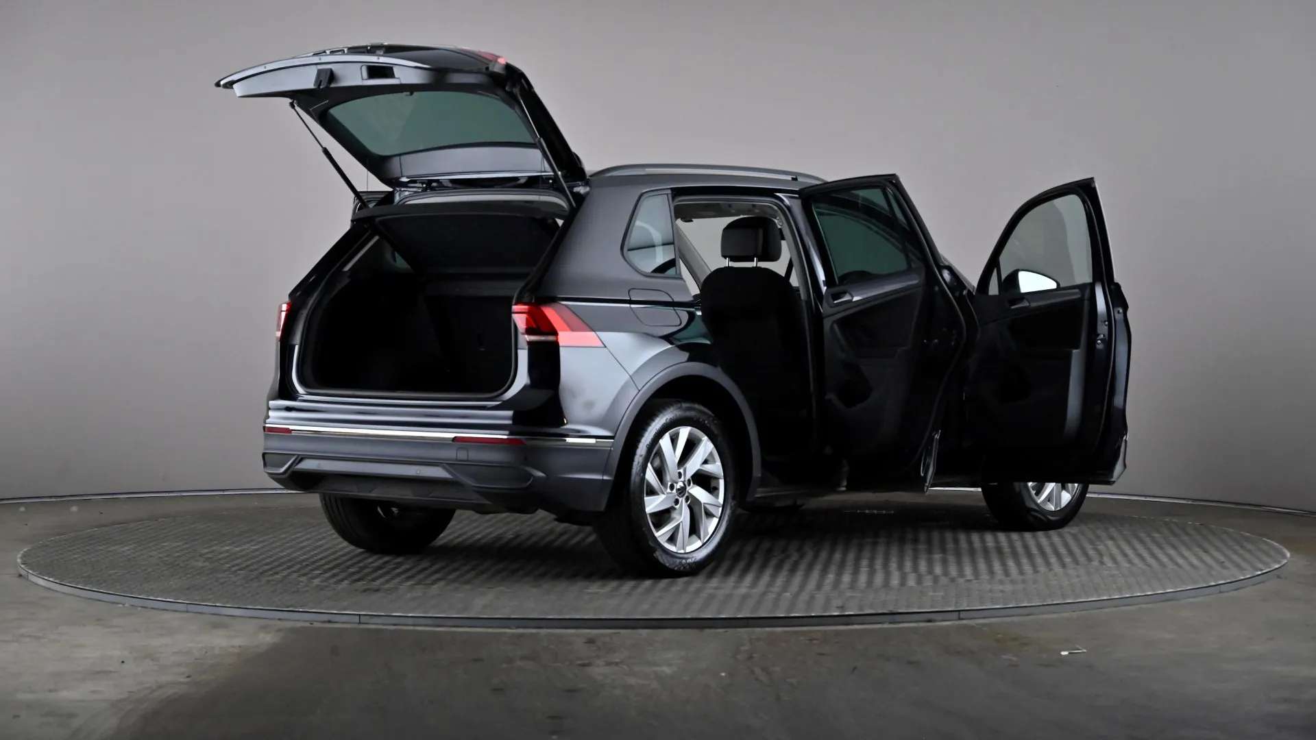 2023 VOLKSWAGEN TIGUAN 2023 VOLKSWAGEN TIGUAN