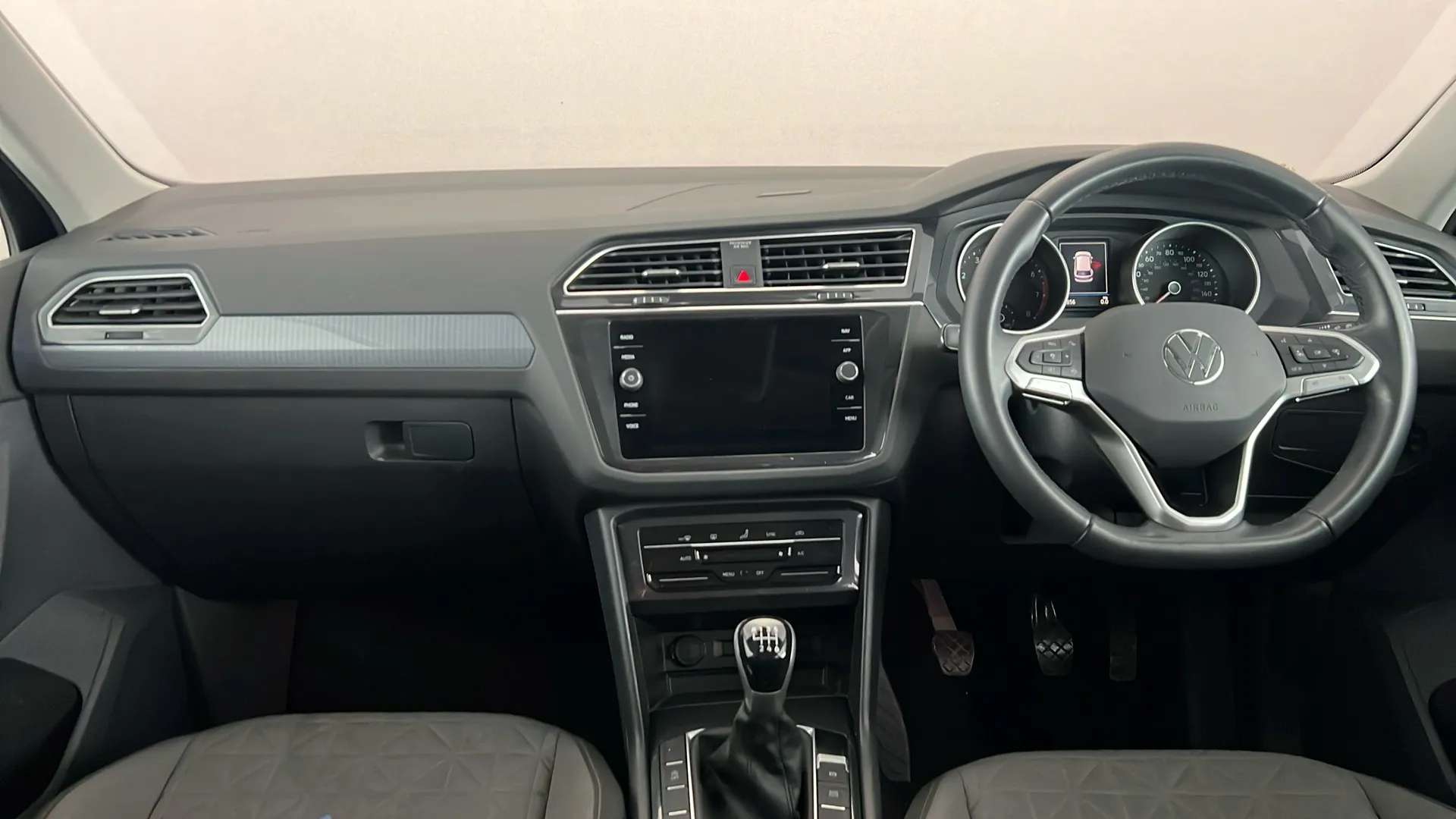 2023 VOLKSWAGEN TIGUAN 2023 VOLKSWAGEN TIGUAN