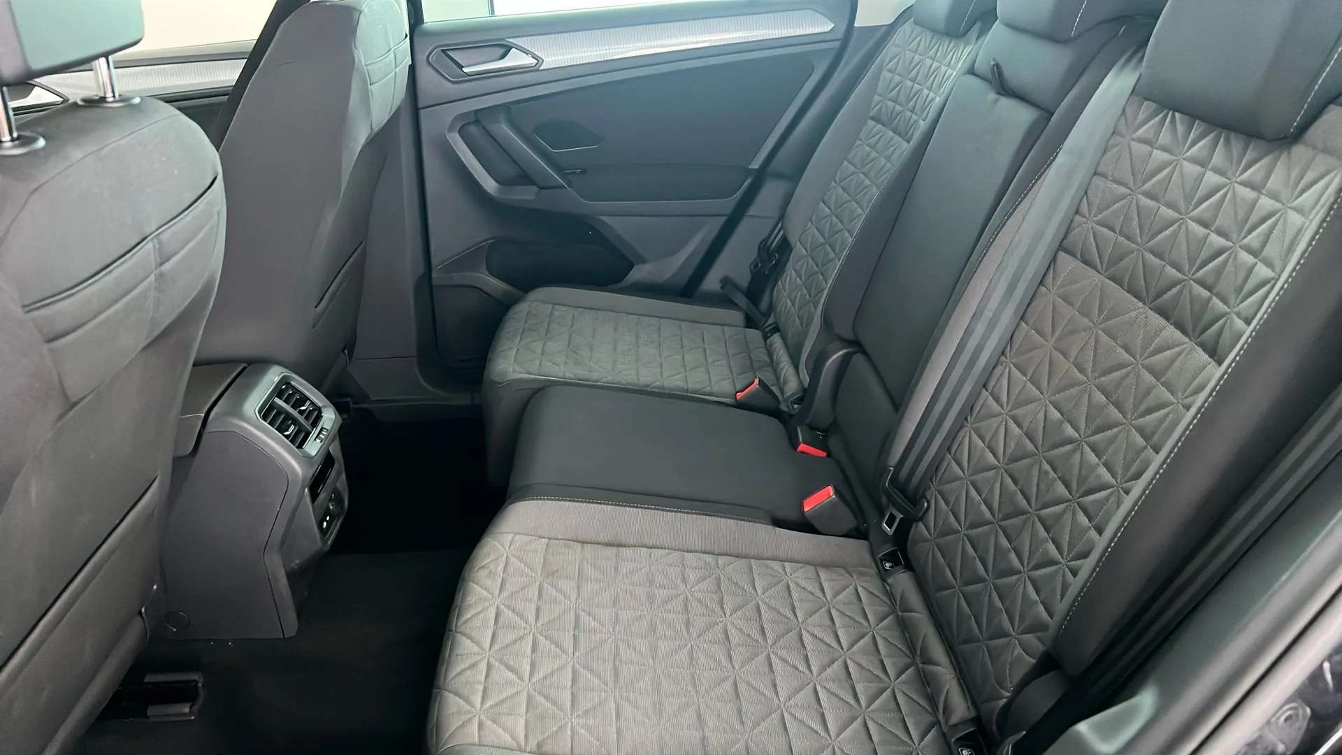 2023 VOLKSWAGEN TIGUAN 2023 VOLKSWAGEN TIGUAN