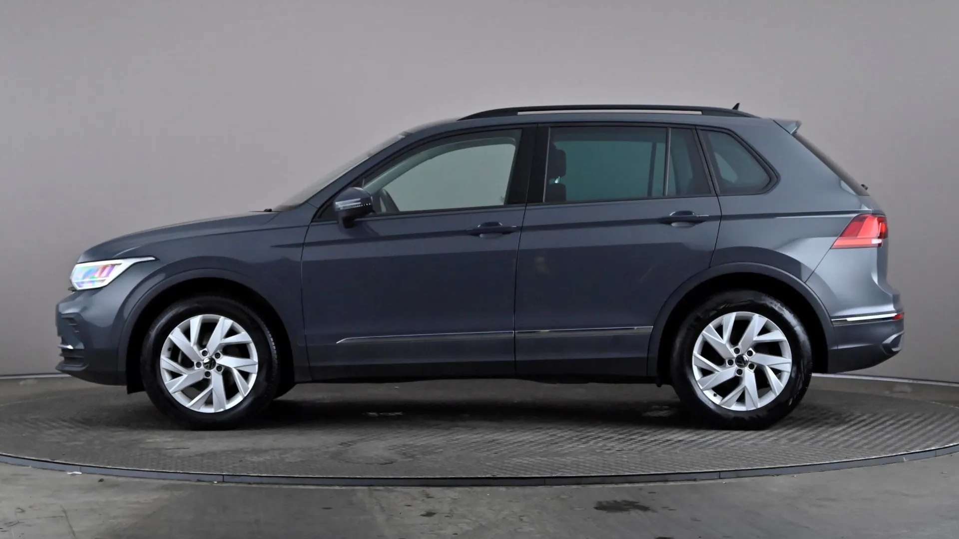 A 2023 VOLKSWAGEN TIGUAN 1.5 TSI Life A 2023 VOLKSWAGEN TIGUAN 1.5 TSI Life