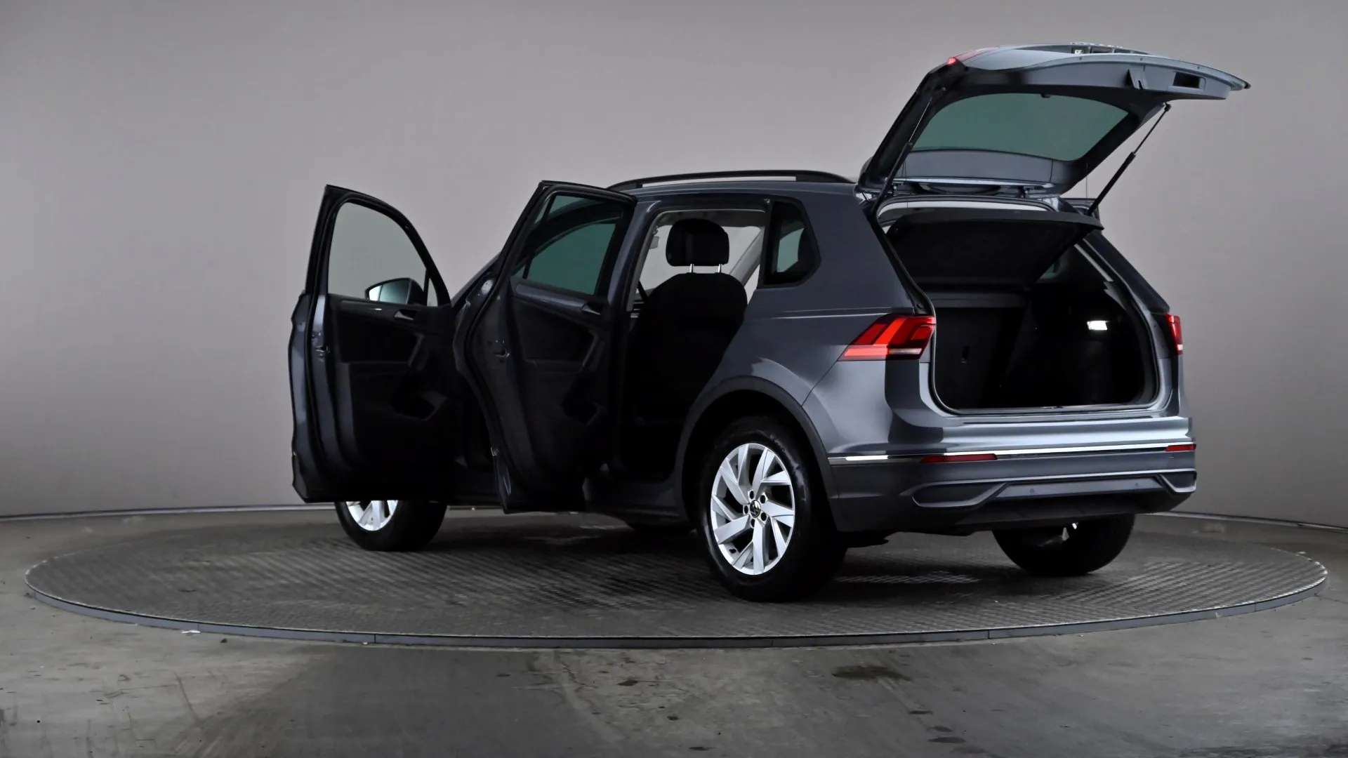 2023 VOLKSWAGEN TIGUAN 2023 VOLKSWAGEN TIGUAN