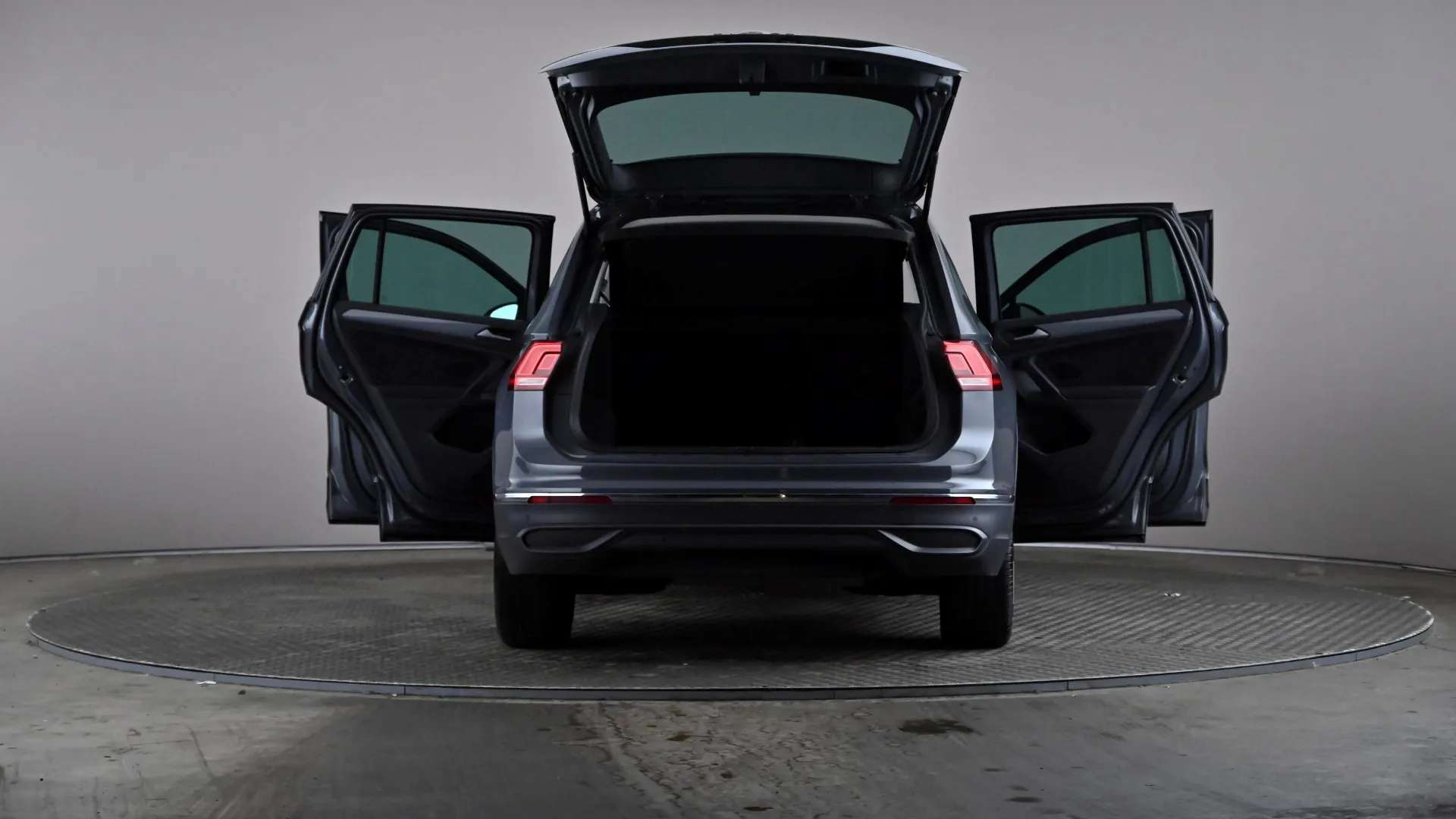 2023 VOLKSWAGEN TIGUAN 2023 VOLKSWAGEN TIGUAN