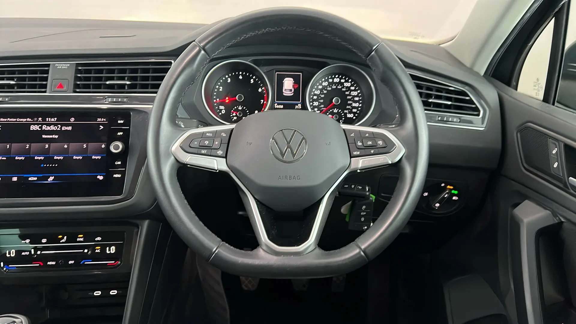 2023 VOLKSWAGEN TIGUAN 2023 VOLKSWAGEN TIGUAN