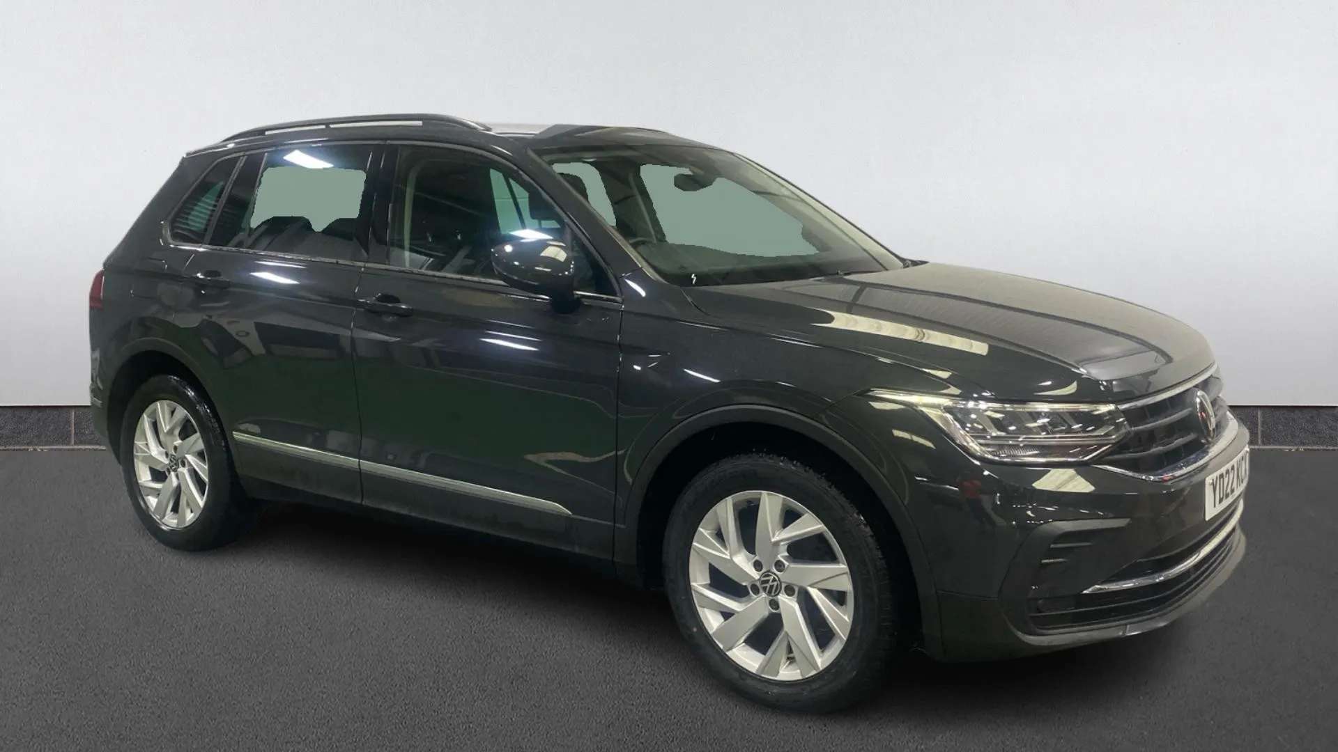 A 2022 VOLKSWAGEN TIGUAN 1.5 TSI Life A 2022 VOLKSWAGEN TIGUAN 1.5 TSI Life