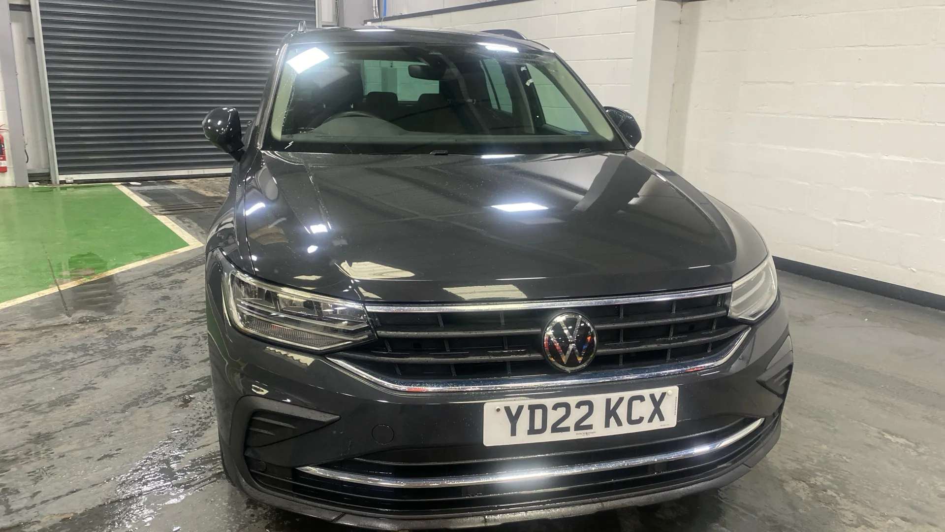 A 2022 VOLKSWAGEN TIGUAN 1.5 TSI Life A 2022 VOLKSWAGEN TIGUAN 1.5 TSI Life