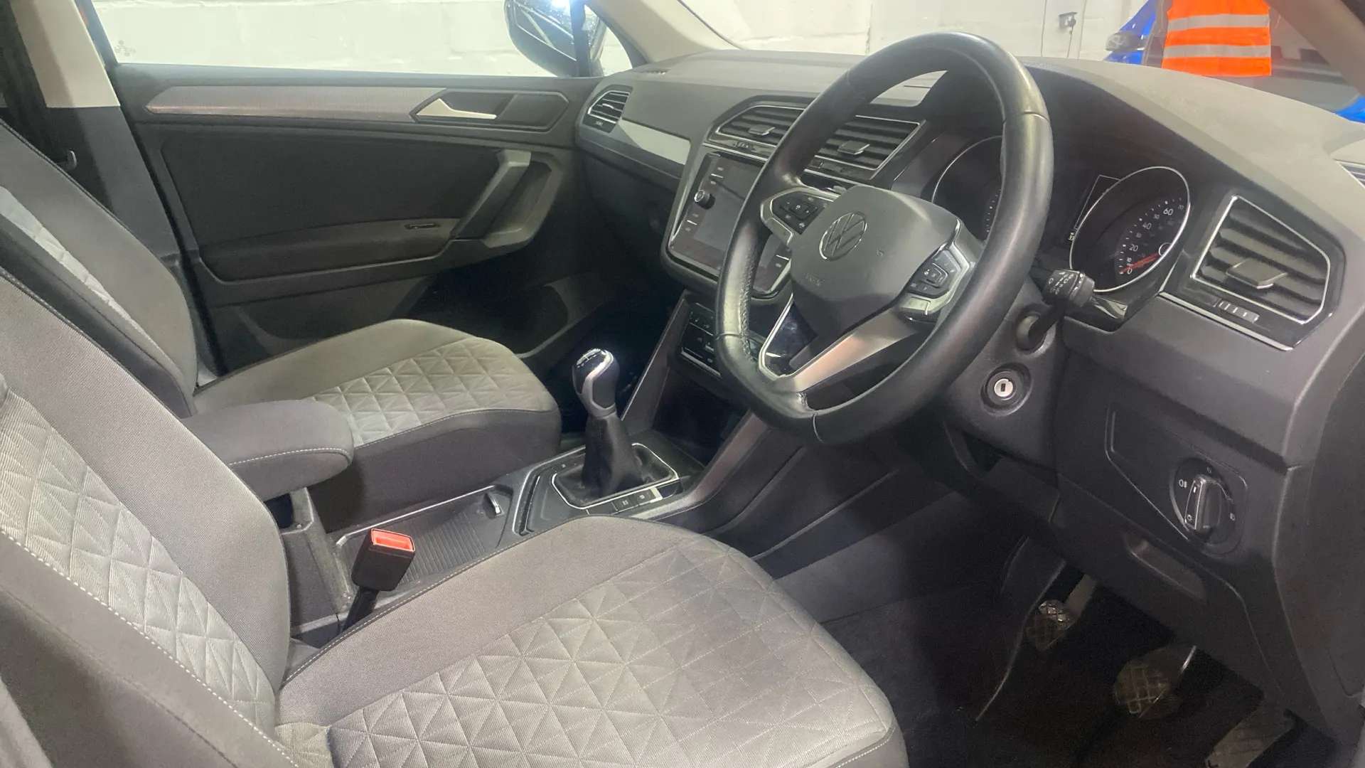 A 2022 VOLKSWAGEN TIGUAN 1.5 TSI Life A 2022 VOLKSWAGEN TIGUAN 1.5 TSI Life