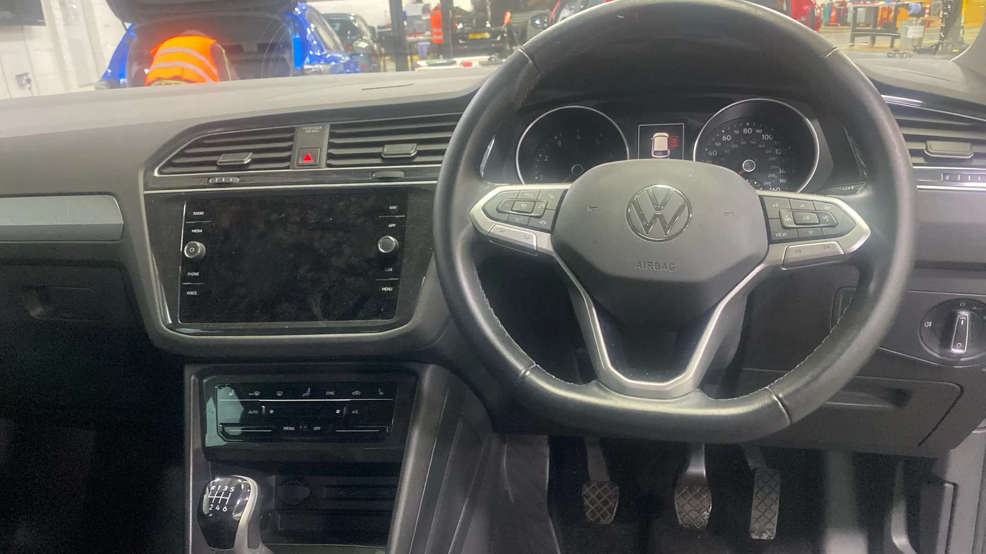 2022 VOLKSWAGEN TIGUAN 2022 VOLKSWAGEN TIGUAN