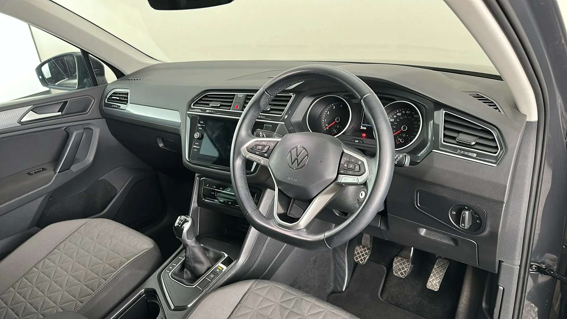 2022 VOLKSWAGEN TIGUAN 2022 VOLKSWAGEN TIGUAN