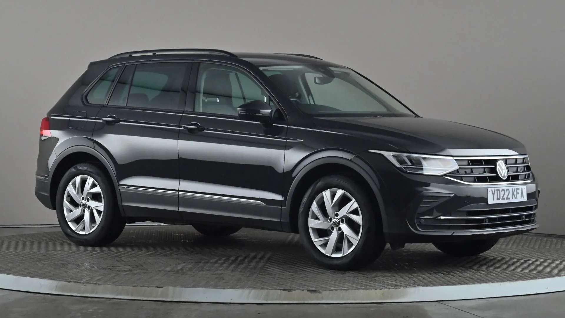 A 2022 VOLKSWAGEN TIGUAN 1.5 TSI Life A 2022 VOLKSWAGEN TIGUAN 1.5 TSI Life