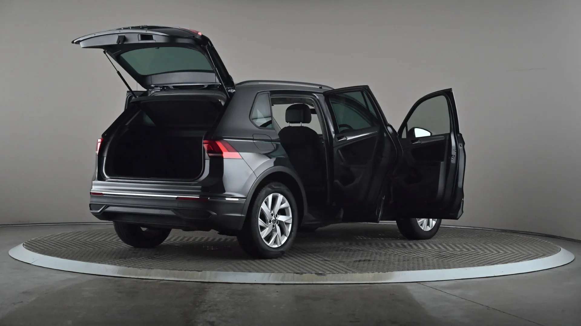 2022 VOLKSWAGEN TIGUAN 2022 VOLKSWAGEN TIGUAN