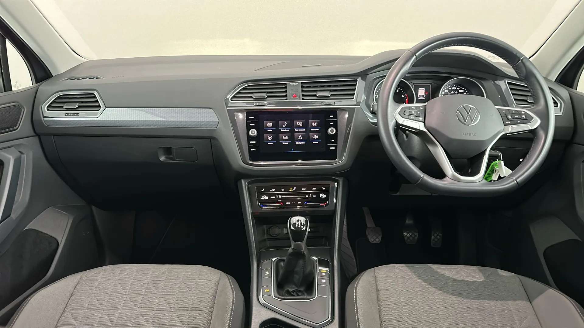 2022 VOLKSWAGEN TIGUAN 2022 VOLKSWAGEN TIGUAN