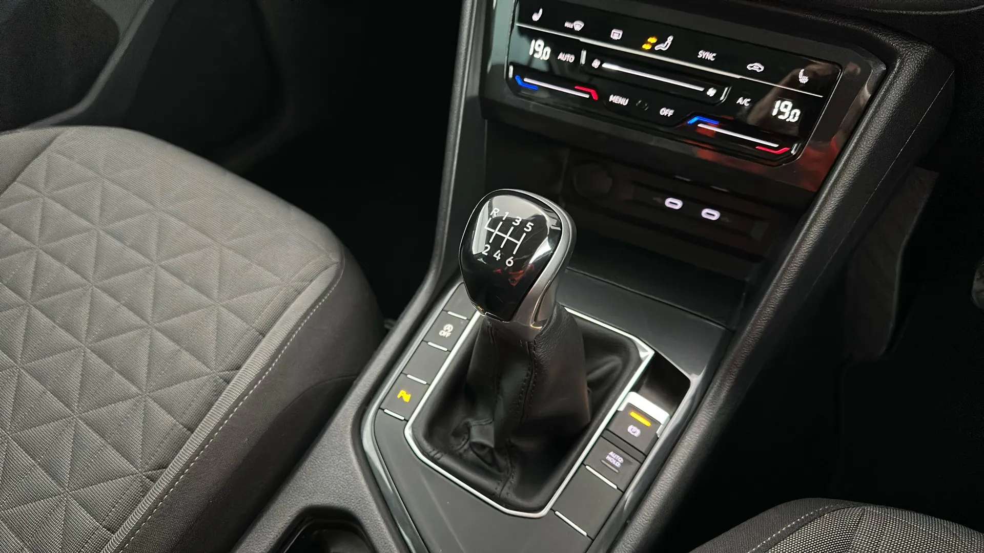 2022 VOLKSWAGEN TIGUAN 2022 VOLKSWAGEN TIGUAN