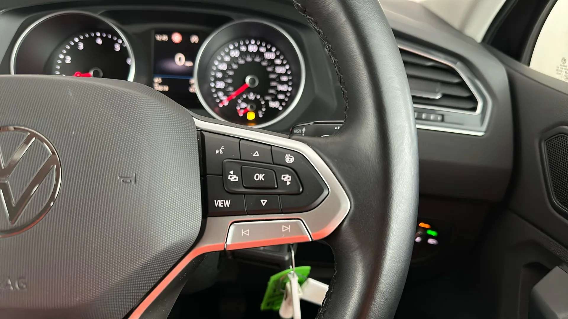 2022 VOLKSWAGEN TIGUAN 2022 VOLKSWAGEN TIGUAN