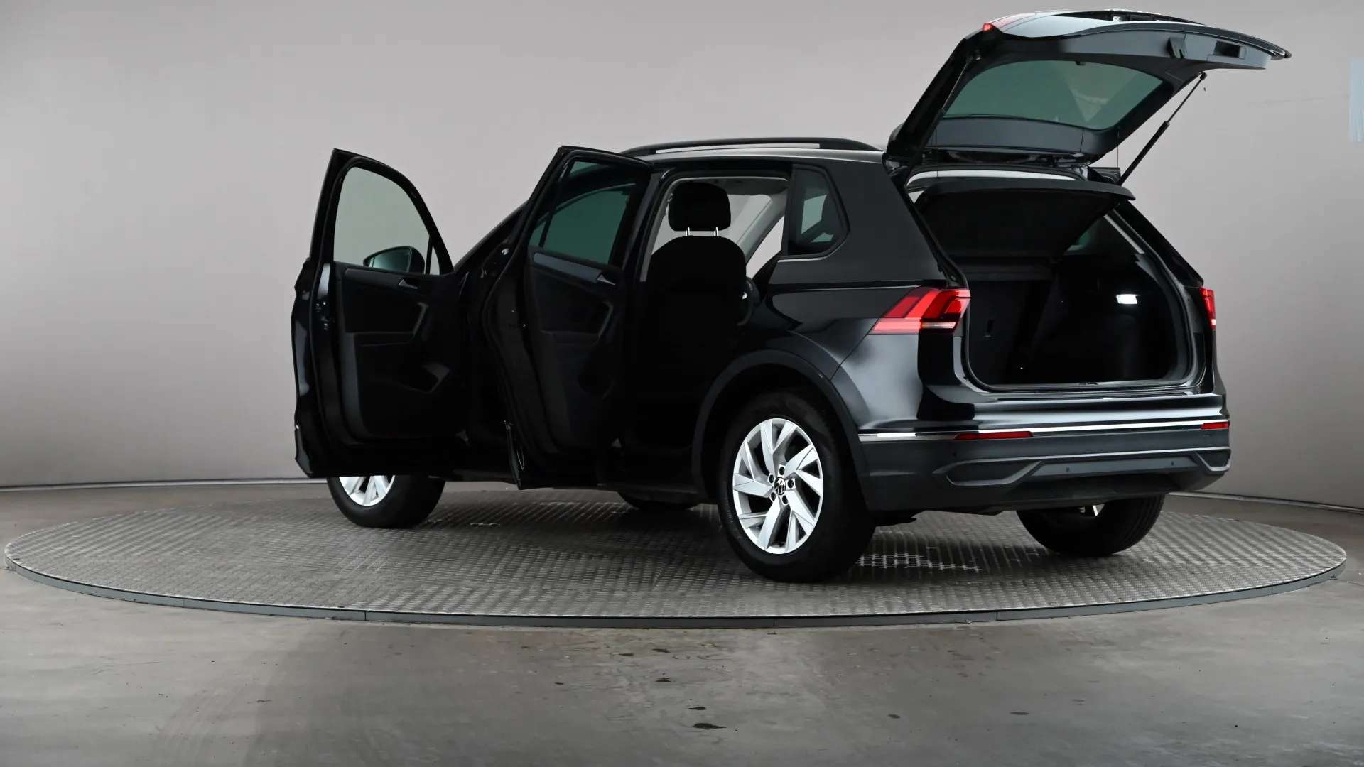 2022 VOLKSWAGEN TIGUAN 2022 VOLKSWAGEN TIGUAN