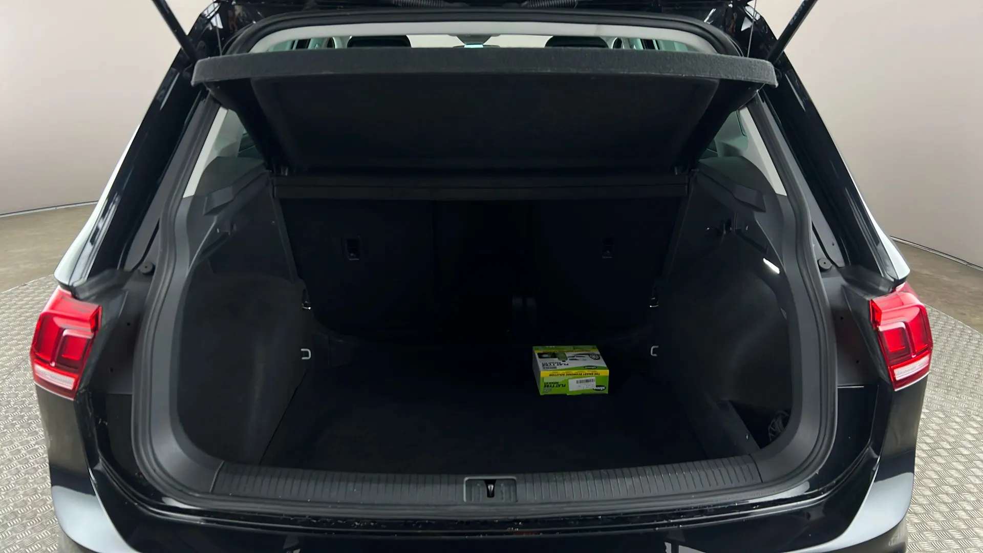 2022 VOLKSWAGEN TIGUAN 2022 VOLKSWAGEN TIGUAN