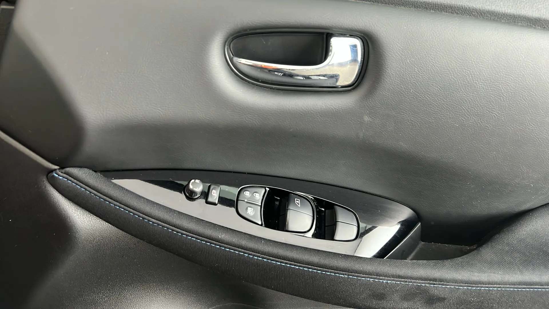 2020 NISSAN LEAF 2020 NISSAN LEAF