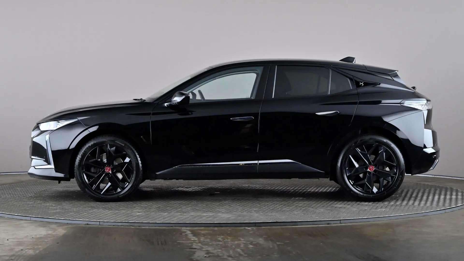 A 2022 DS DS 4 1.6 PureTech 180 Performance Line + EAT8 A 2022 DS DS 4 1.6 PureTech 180 Performance Line + EAT8