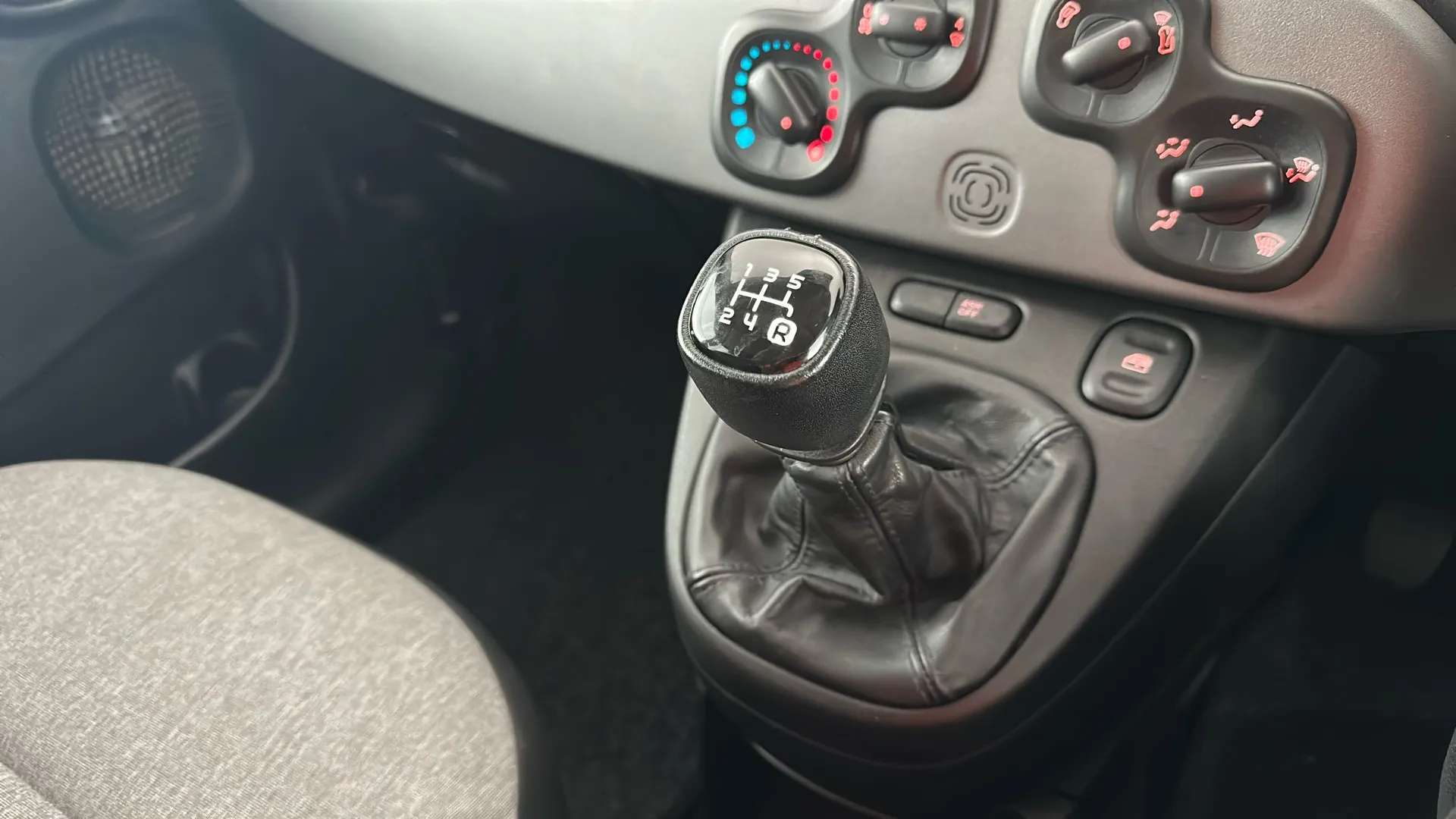 2018 FIAT PANDA 2018 FIAT PANDA