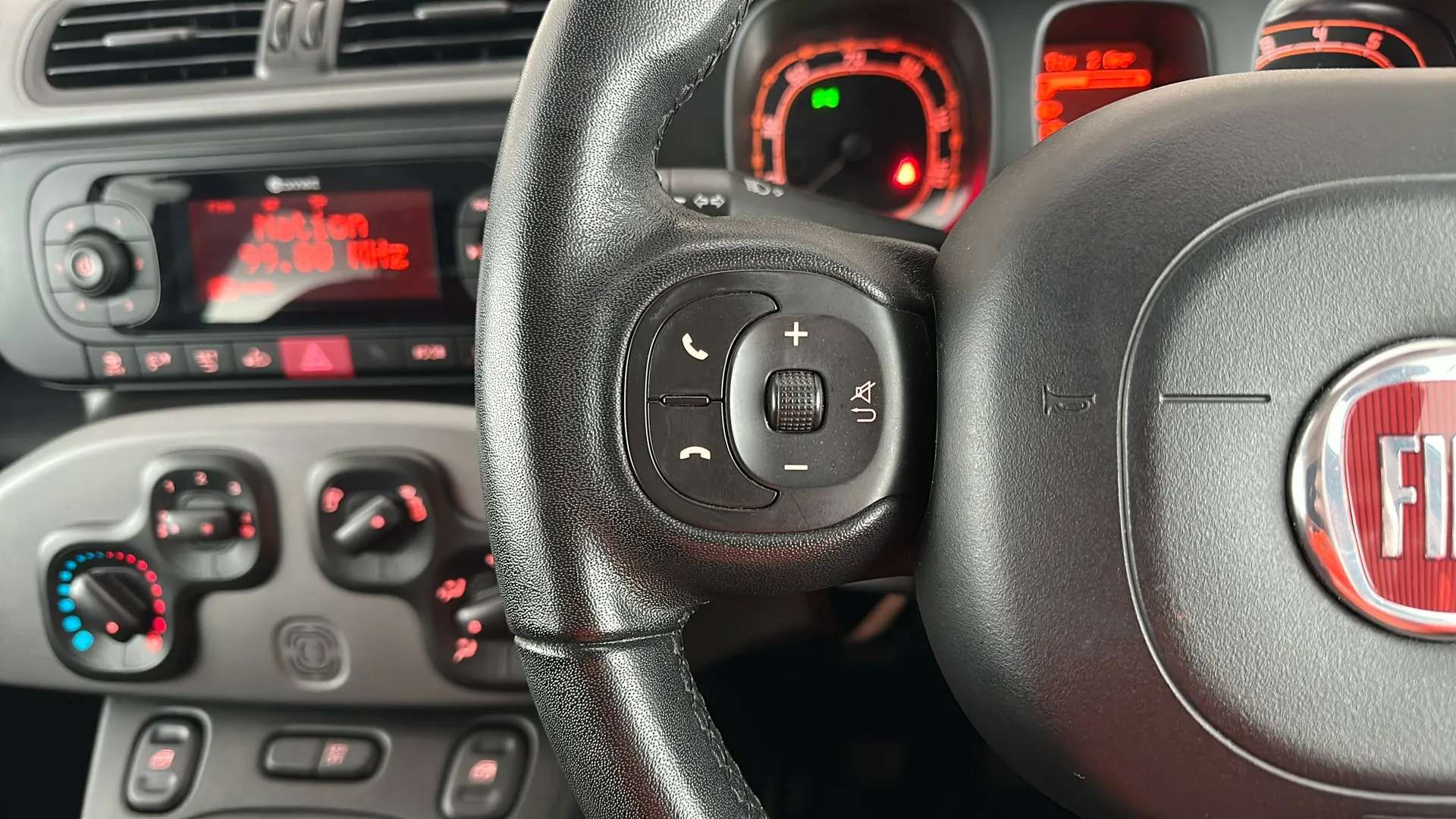 2018 FIAT PANDA 2018 FIAT PANDA