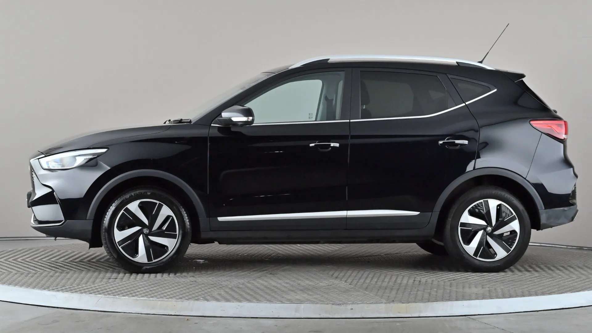 A 2024 MG MOTOR UK ZS 115kW Trophy Connect EV Long Range73kWh Auto A 2024 MG MOTOR UK ZS 115kW Trophy Connect EV Long Range73kWh Auto