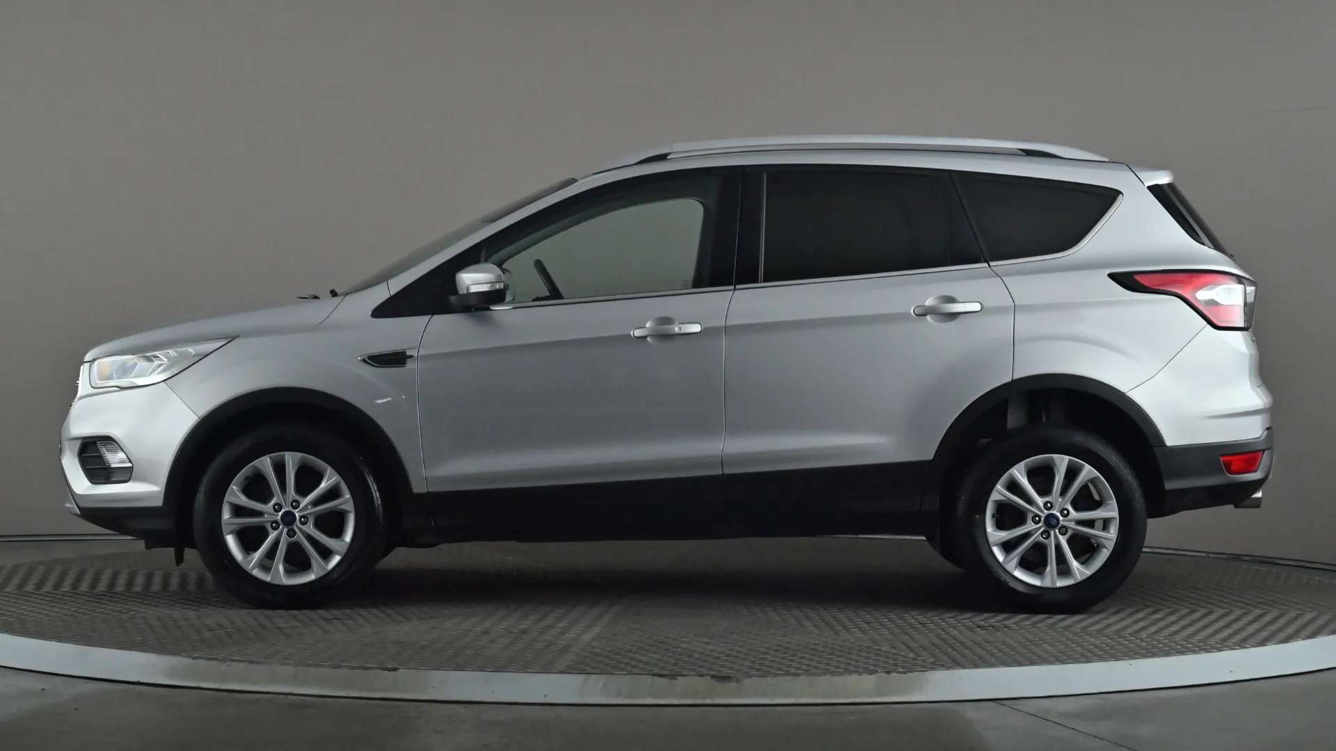 A 2018 FORD KUGA 1.5 TDCi Titanium Auto 2WD A 2018 FORD KUGA 1.5 TDCi Titanium Auto 2WD
