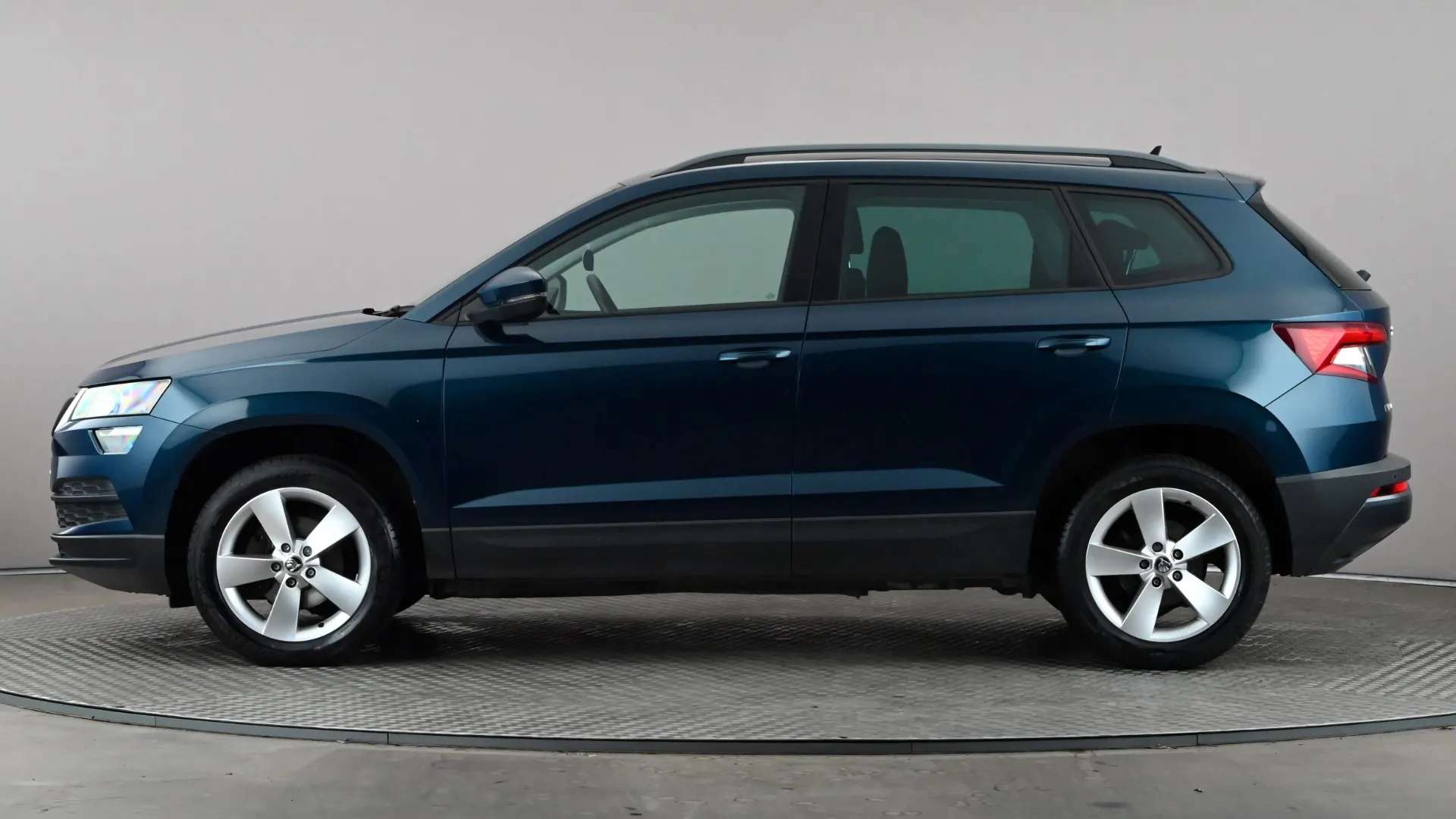 A 2019 SKODA KAROQ 1.0 TSI SE A 2019 SKODA KAROQ 1.0 TSI SE