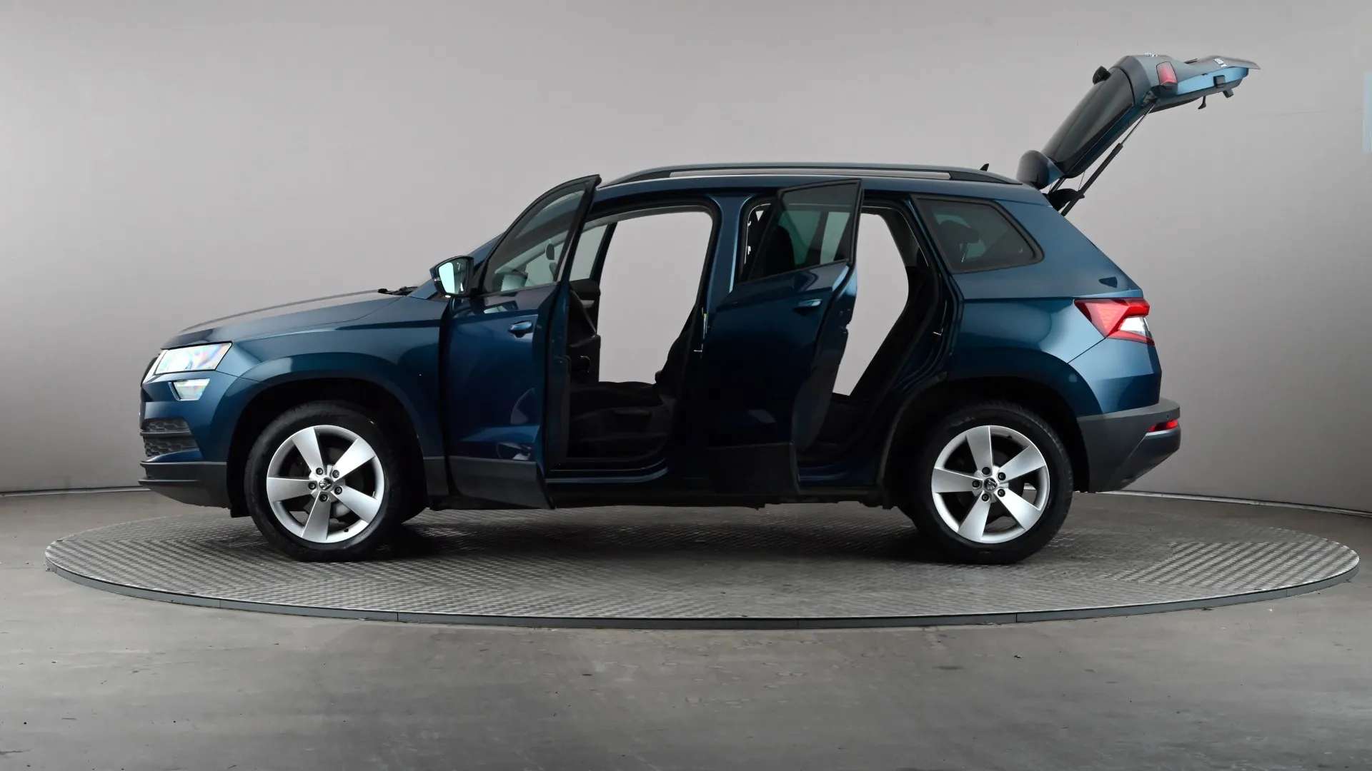 2019 SKODA KAROQ 2019 SKODA KAROQ
