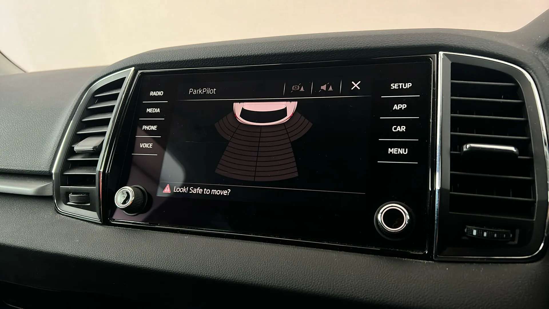2019 SKODA KAROQ 2019 SKODA KAROQ