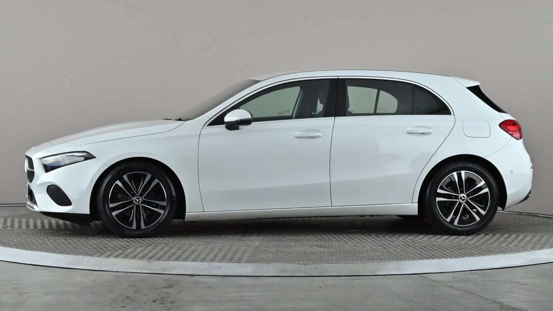 A 2023 MERCEDES-BENZ A CLASS A180 Sport A 2023 MERCEDES-BENZ A CLASS A180 Sport