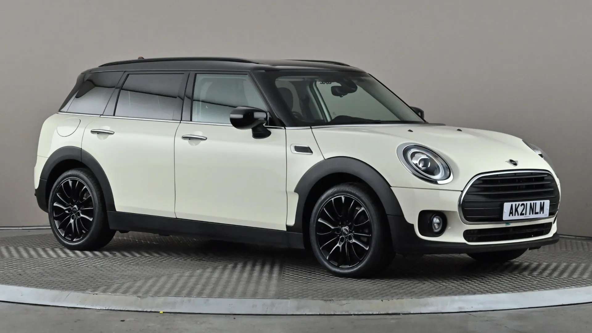 2021 MINI CLUBMAN 2021 MINI CLUBMAN