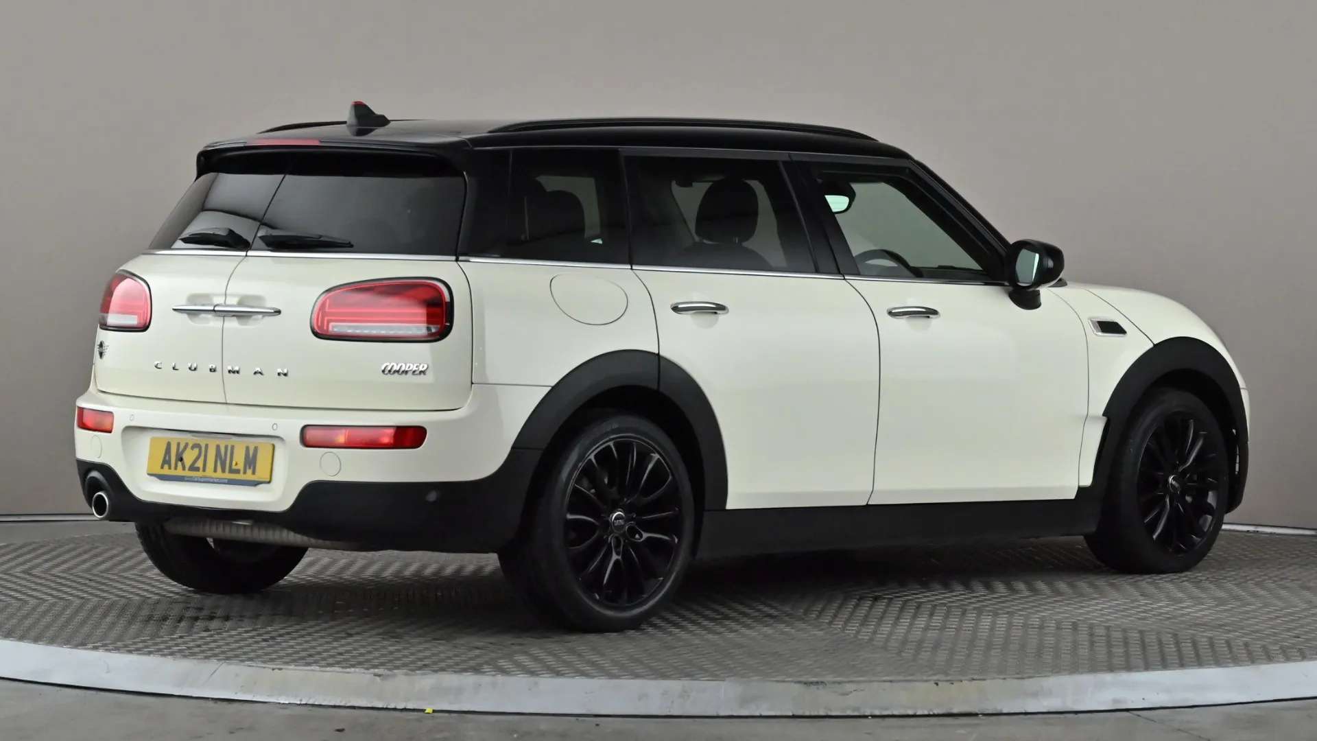 2021 MINI CLUBMAN 2021 MINI CLUBMAN