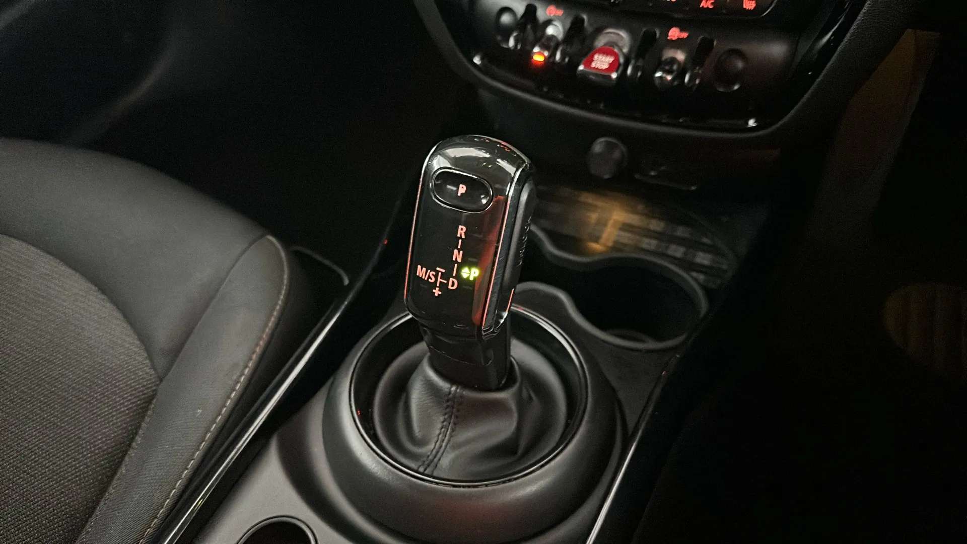 2021 MINI CLUBMAN 2021 MINI CLUBMAN