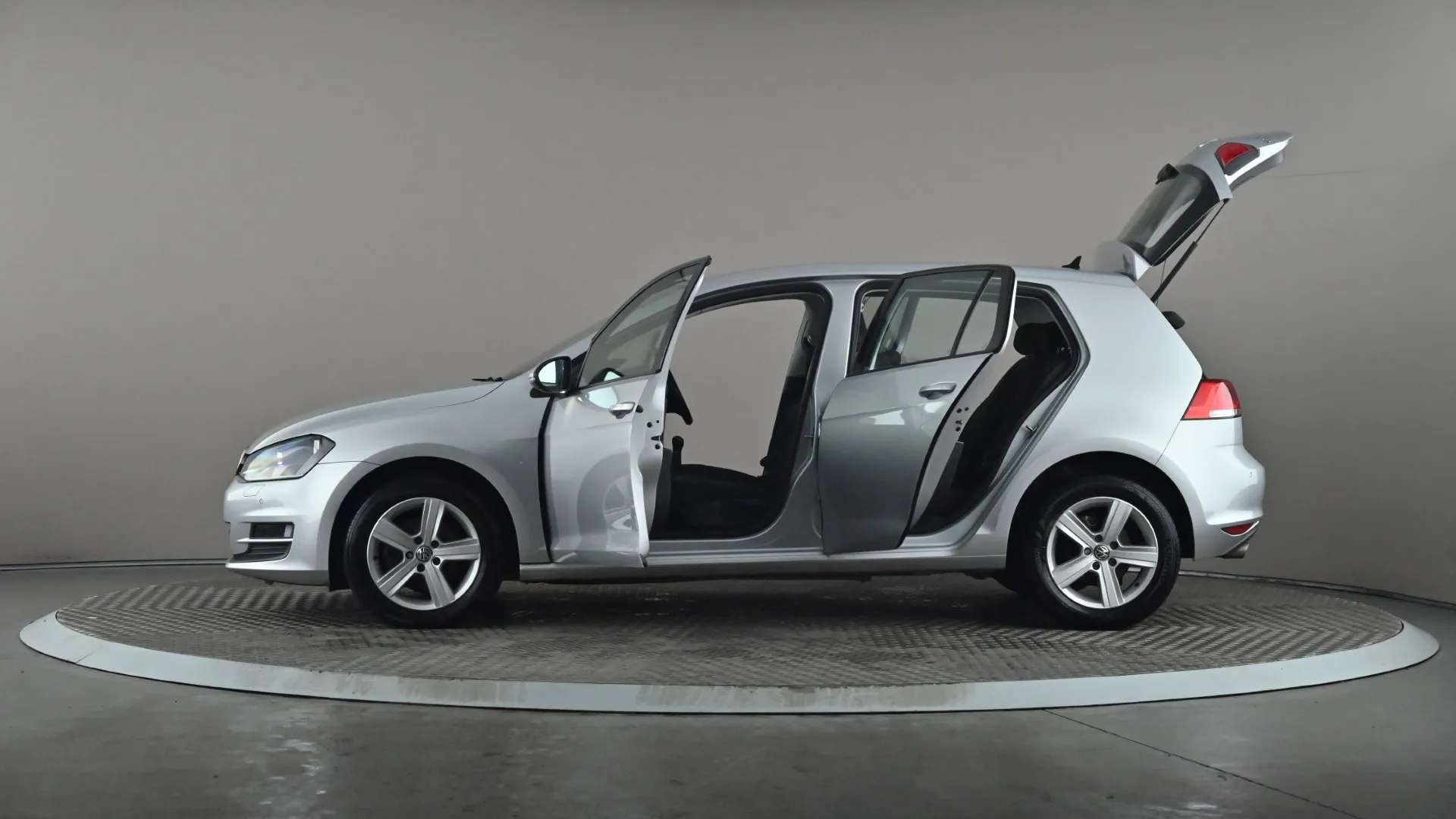 2016 VOLKSWAGEN GOLF 2016 VOLKSWAGEN GOLF