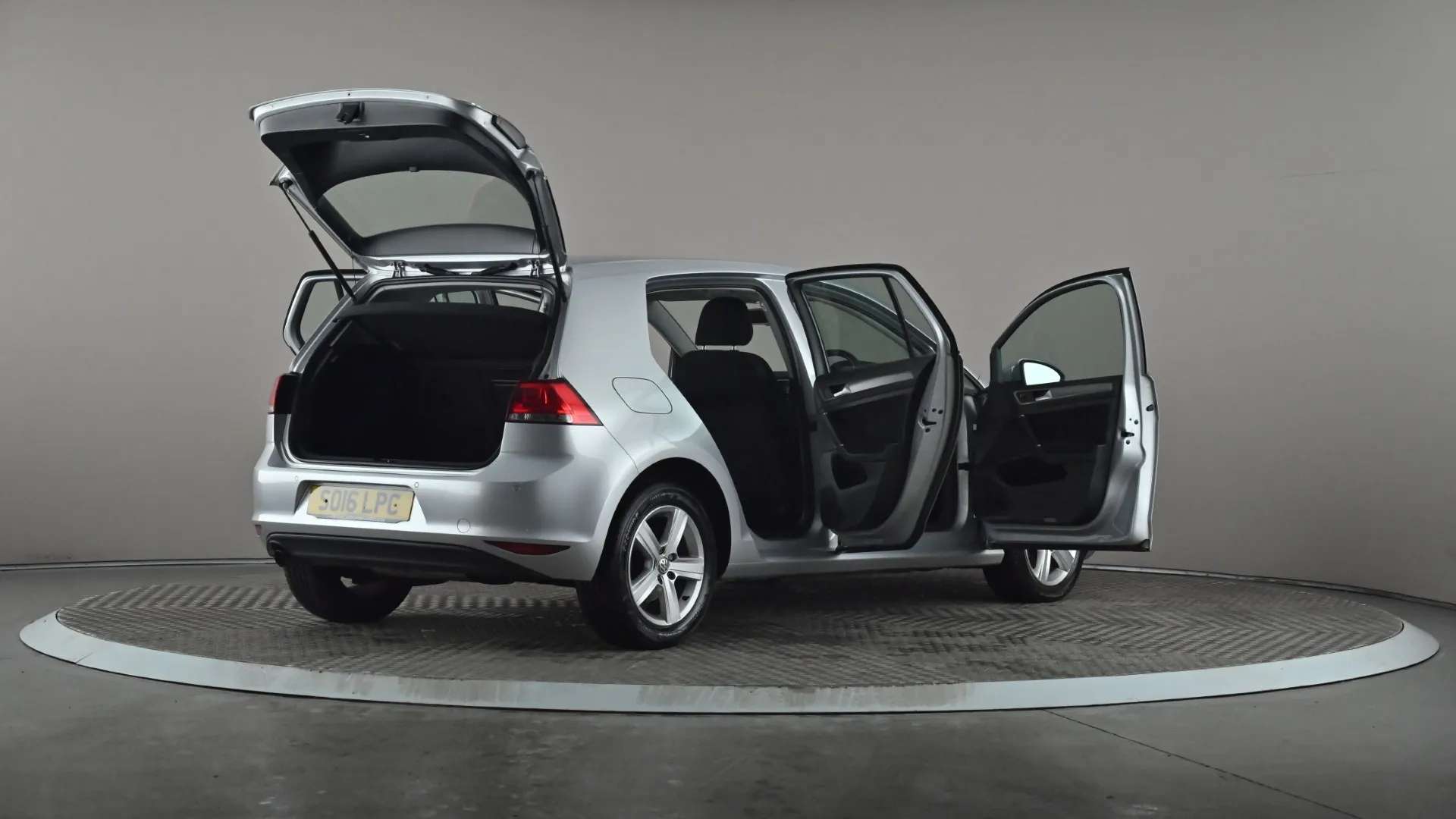 2016 VOLKSWAGEN GOLF 2016 VOLKSWAGEN GOLF