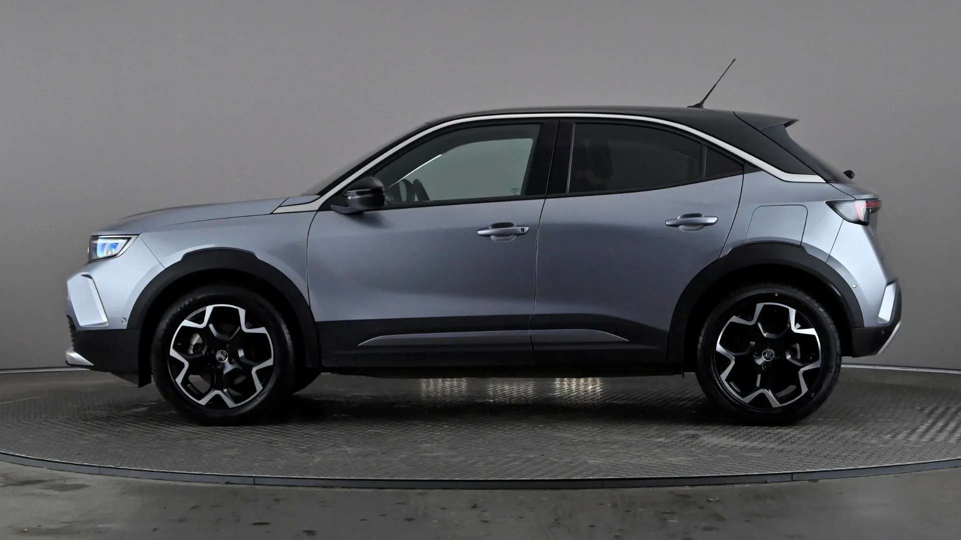 A 2022 VAUXHALL MOKKA 100kW Ultimate 50kWh Auto A 2022 VAUXHALL MOKKA 100kW Ultimate 50kWh Auto