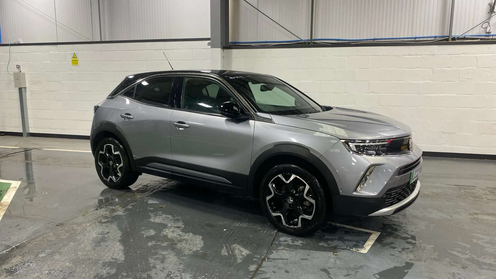 A 2022 VAUXHALL MOKKA 100kW Ultimate 50kWh Auto A 2022 VAUXHALL MOKKA 100kW Ultimate 50kWh Auto