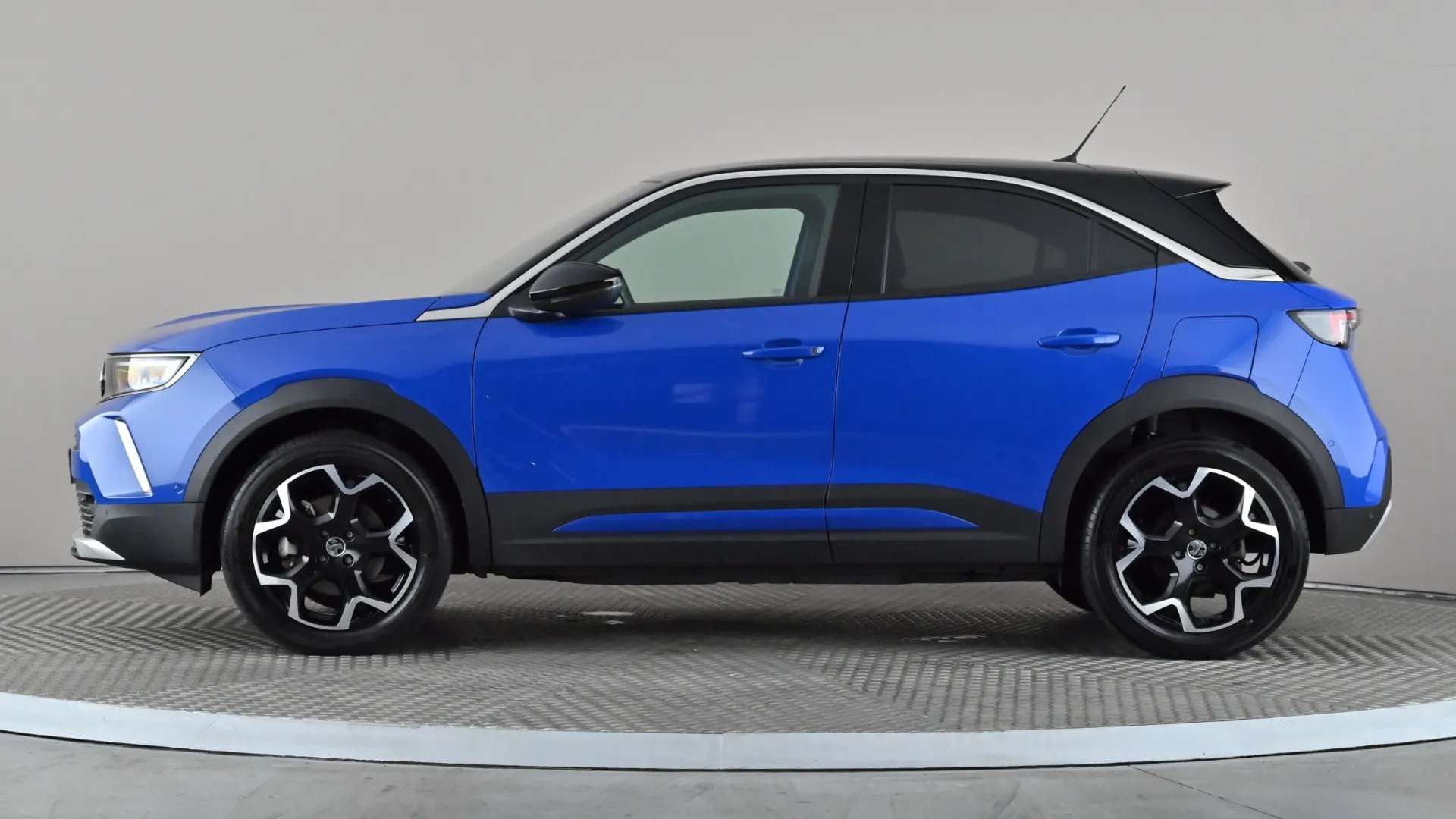 A 2023 VAUXHALL MOKKA 100kW Ultimate 50kWh Auto A 2023 VAUXHALL MOKKA 100kW Ultimate 50kWh Auto