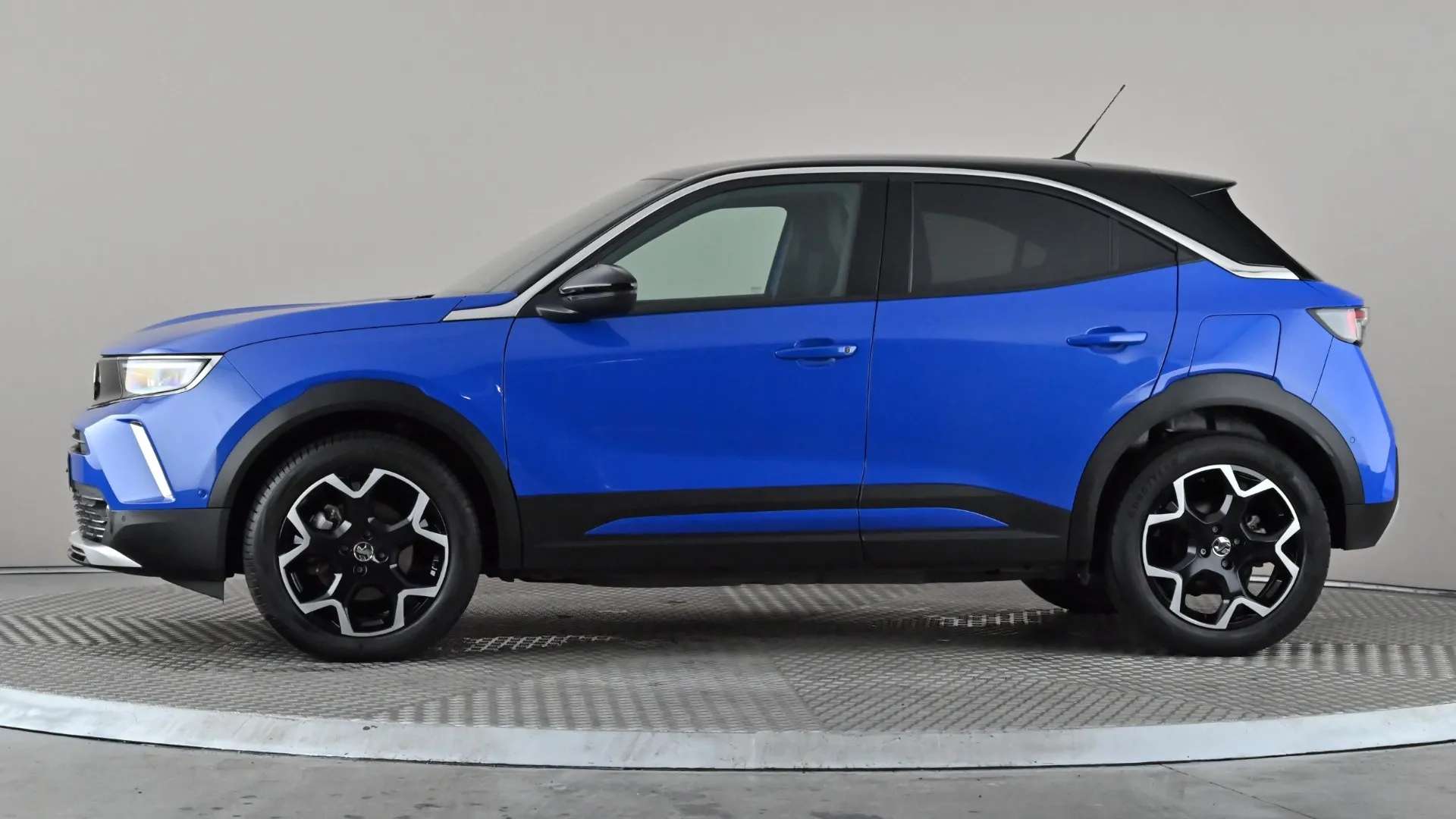 A 2023 VAUXHALL MOKKA 100kW Ultimate 50kWh Auto A 2023 VAUXHALL MOKKA 100kW Ultimate 50kWh Auto