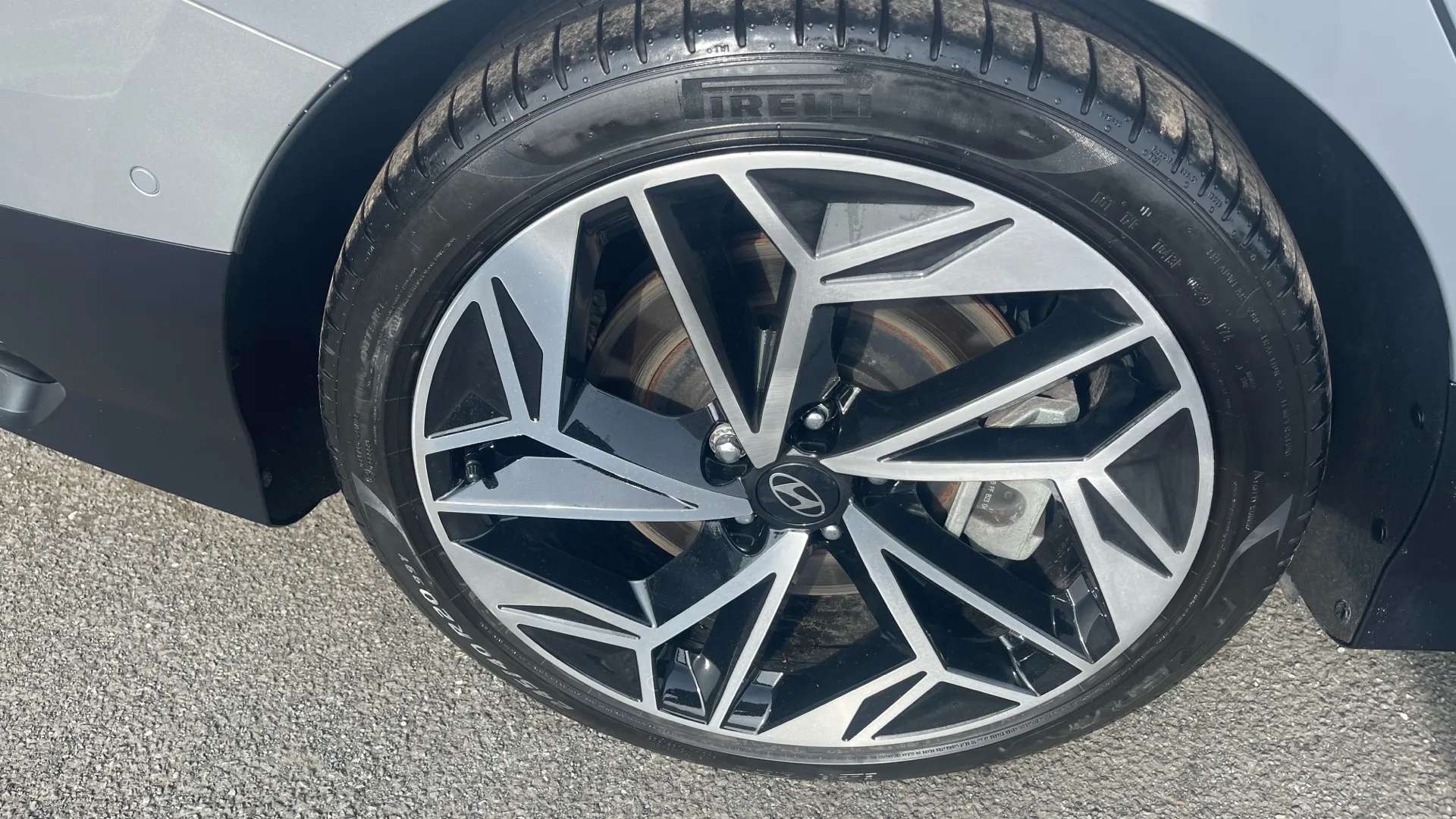 2023 HYUNDAI IONIQ 6 2023 HYUNDAI IONIQ 6