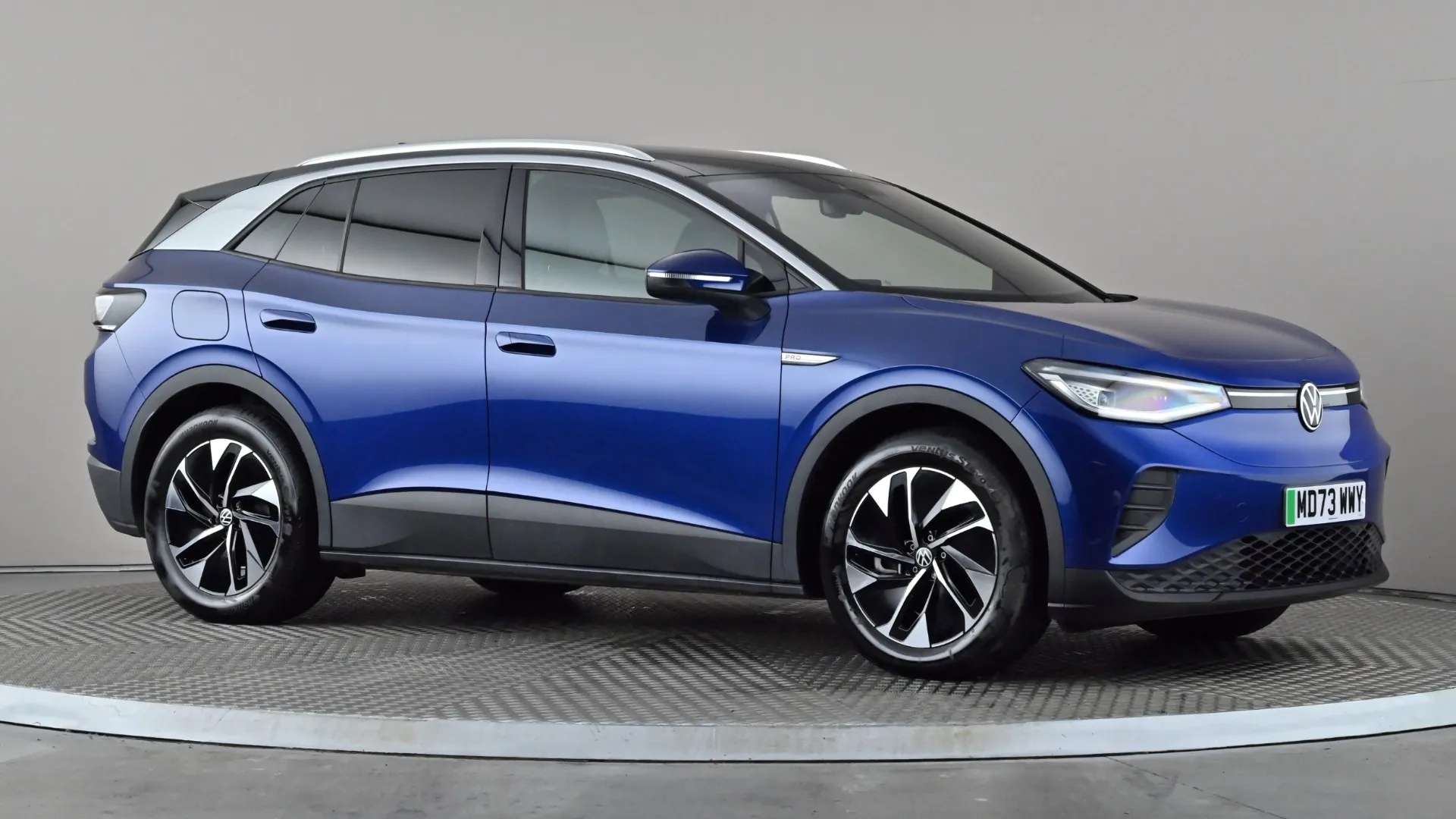 A 2023 VOLKSWAGEN ID.4 150kW Style Ed Pro Perform 77kWh Auto 125kW Ch A 2023 VOLKSWAGEN ID.4 150kW Style Ed Pro Perform 77kWh Auto 125kW Ch