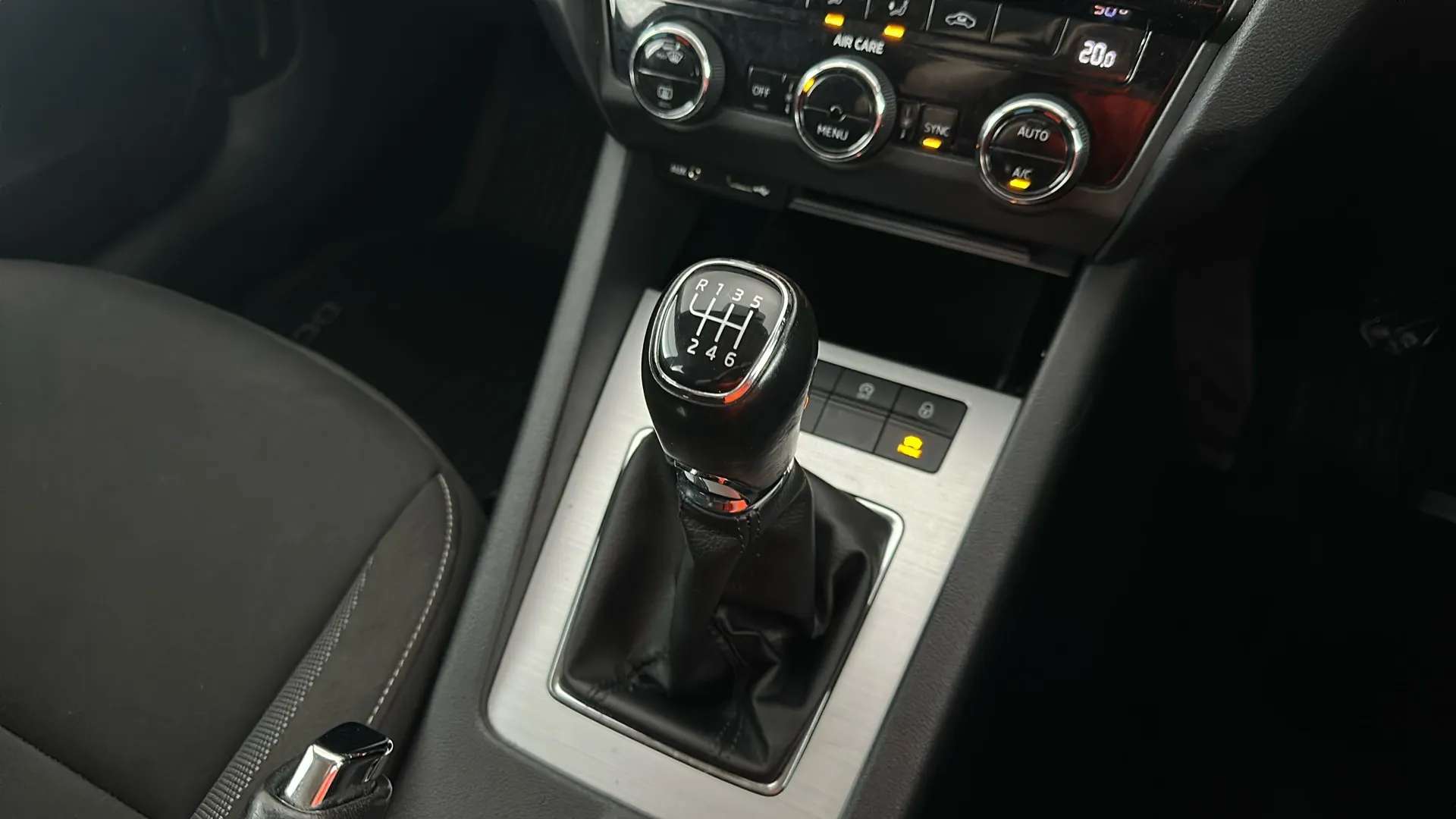 2017 SKODA OCTAVIA 2017 SKODA OCTAVIA
