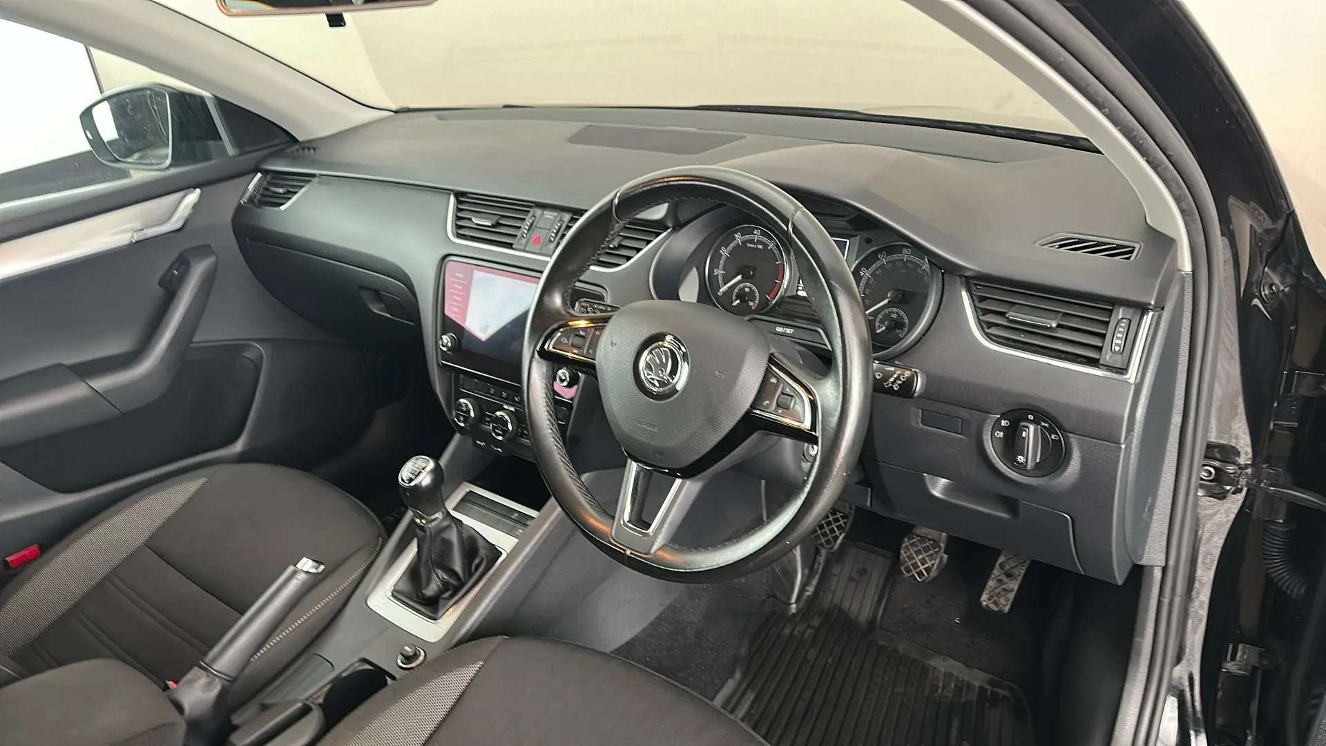 2017 SKODA OCTAVIA 2017 SKODA OCTAVIA