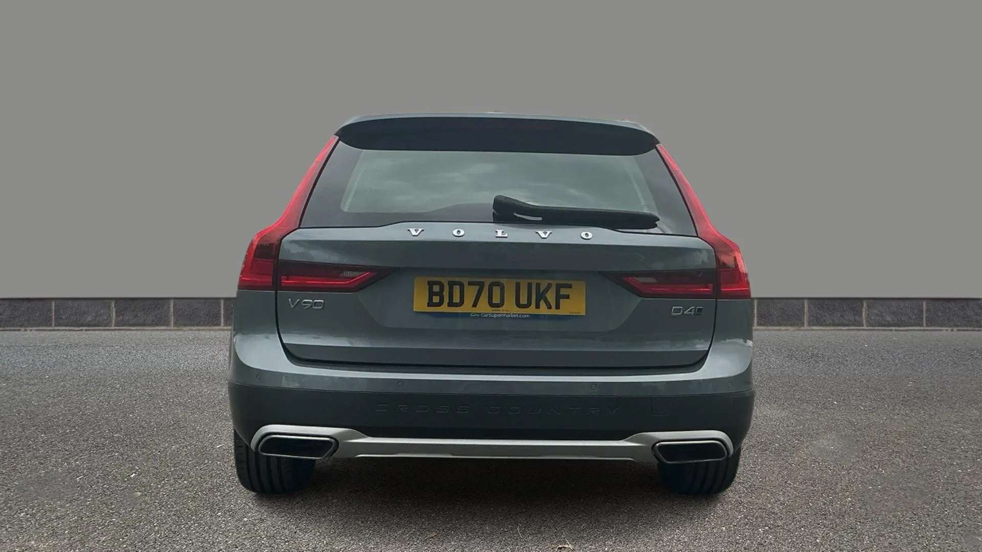 2020 VOLVO V90 2020 VOLVO V90
