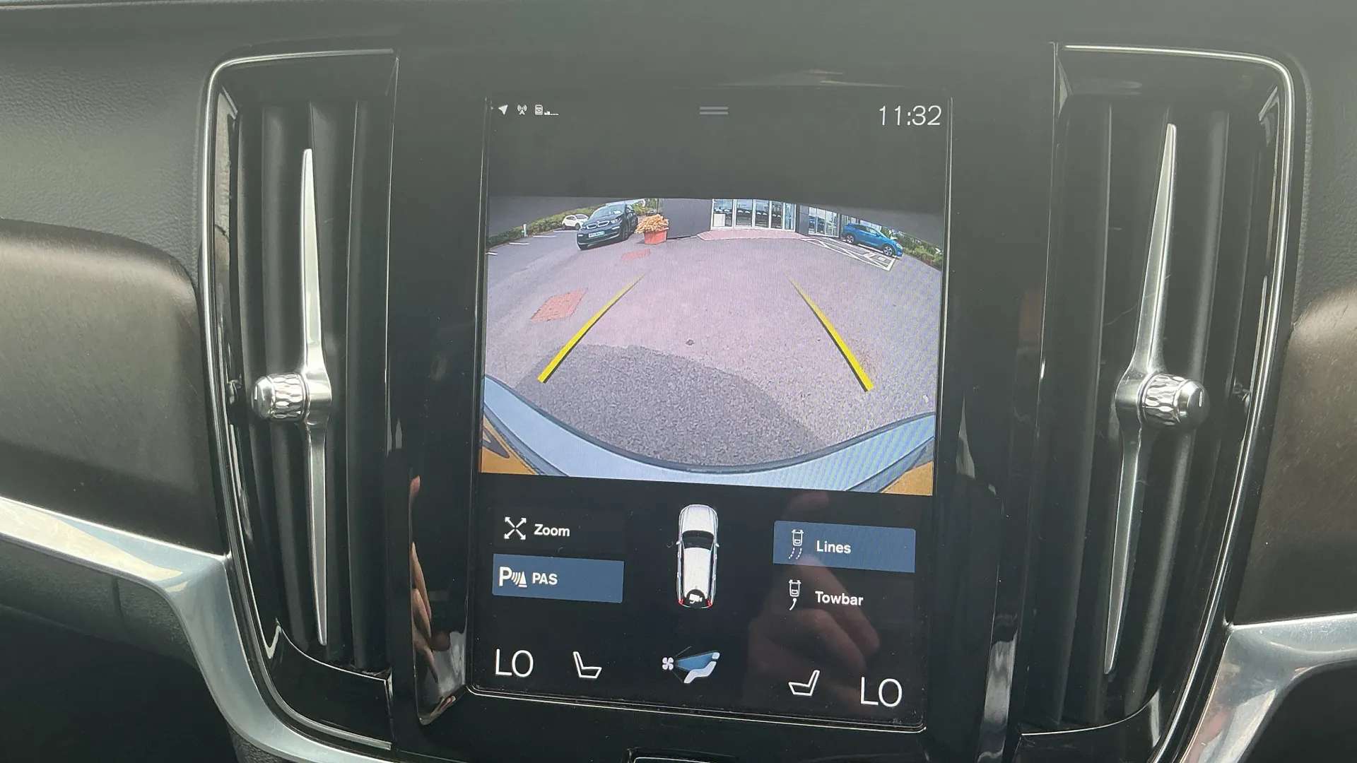 2020 VOLVO V90 2020 VOLVO V90