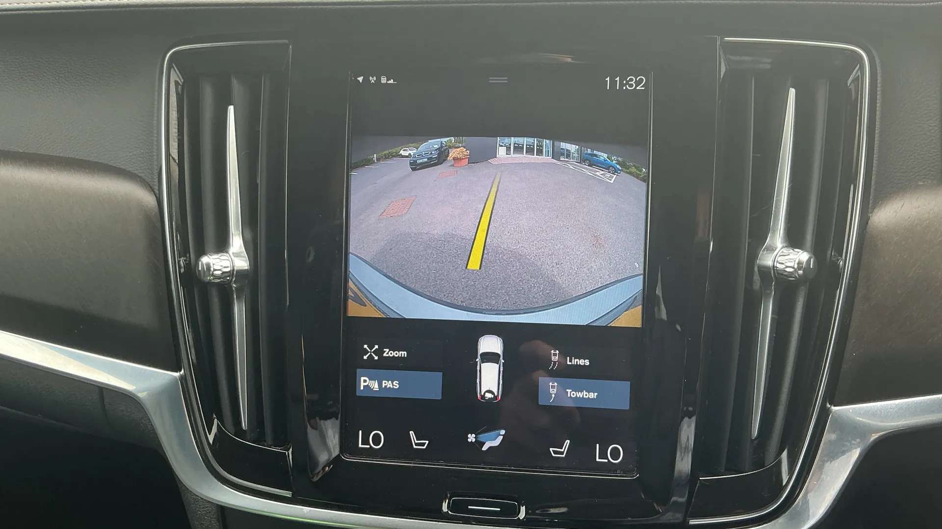 2020 VOLVO V90 2020 VOLVO V90