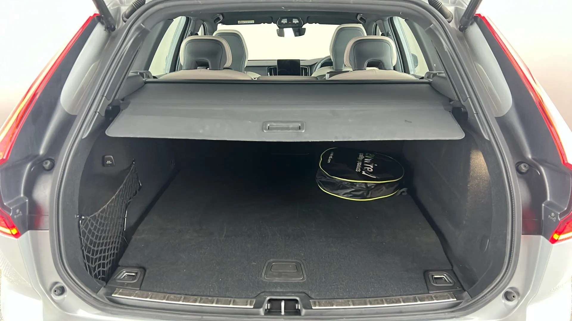 2025 VOLVO XC60 2025 VOLVO XC60