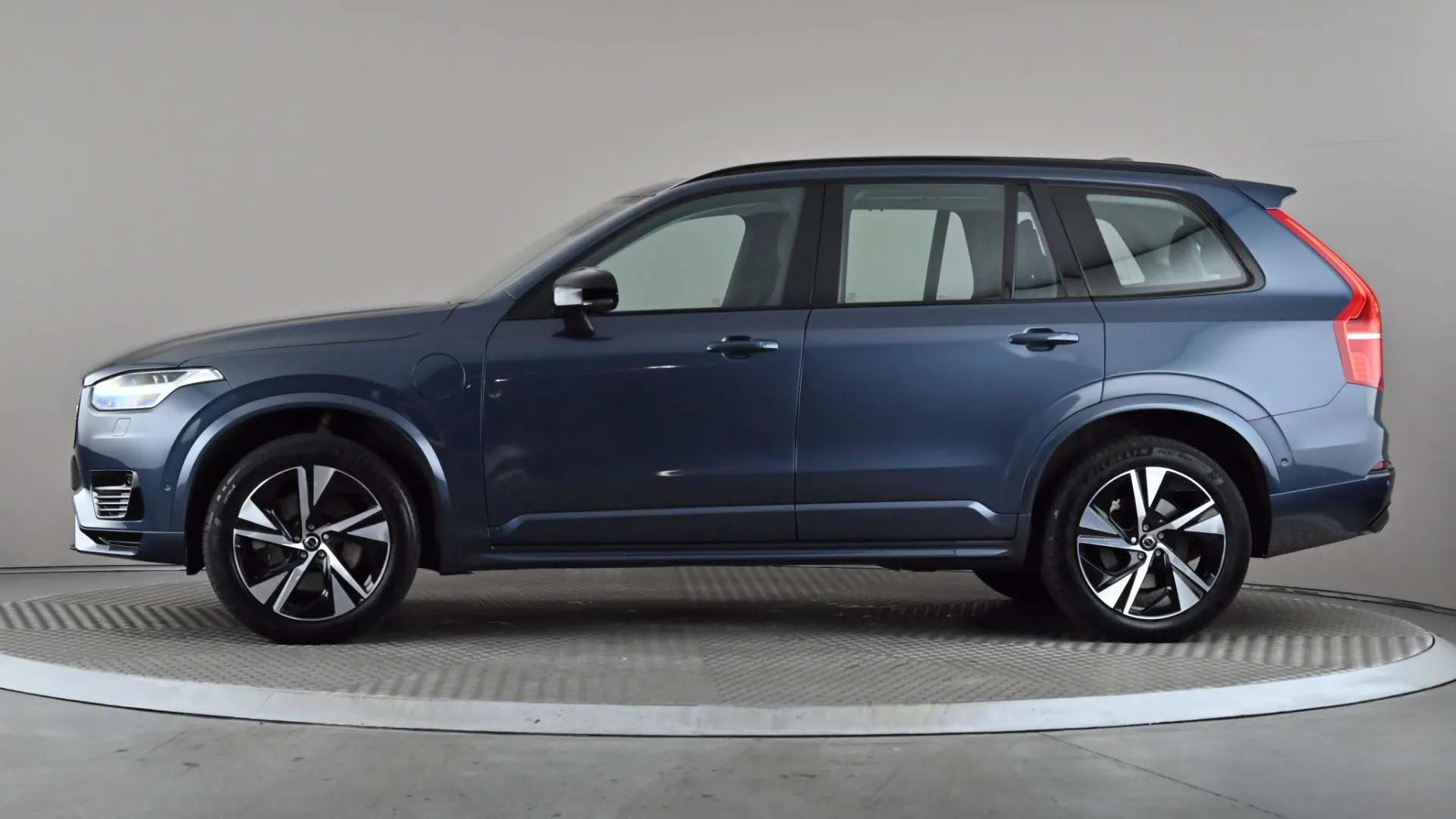 2023 VOLVO XC90 2023 VOLVO XC90