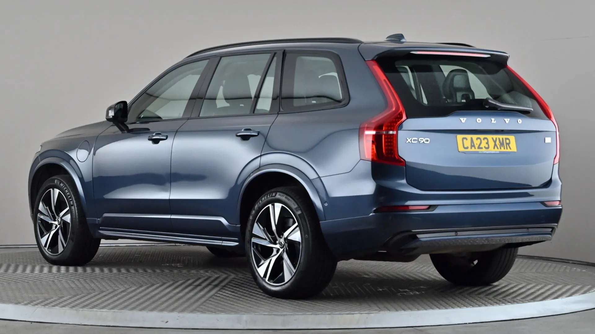 2023 VOLVO XC90 2023 VOLVO XC90