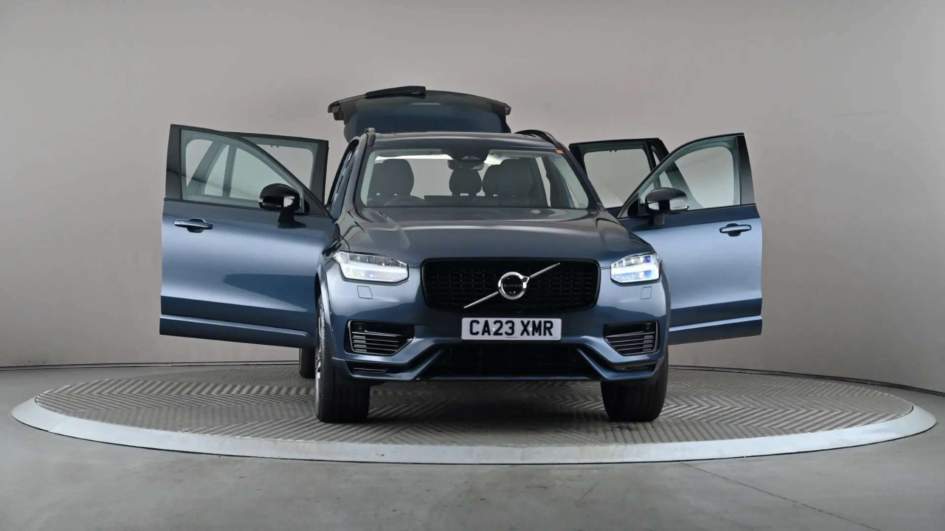 2023 VOLVO XC90 2023 VOLVO XC90